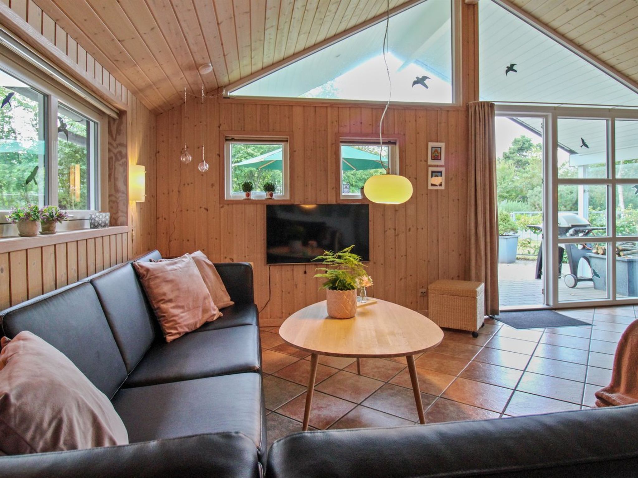 "Ulrikke" - 12km from the sea-Inside