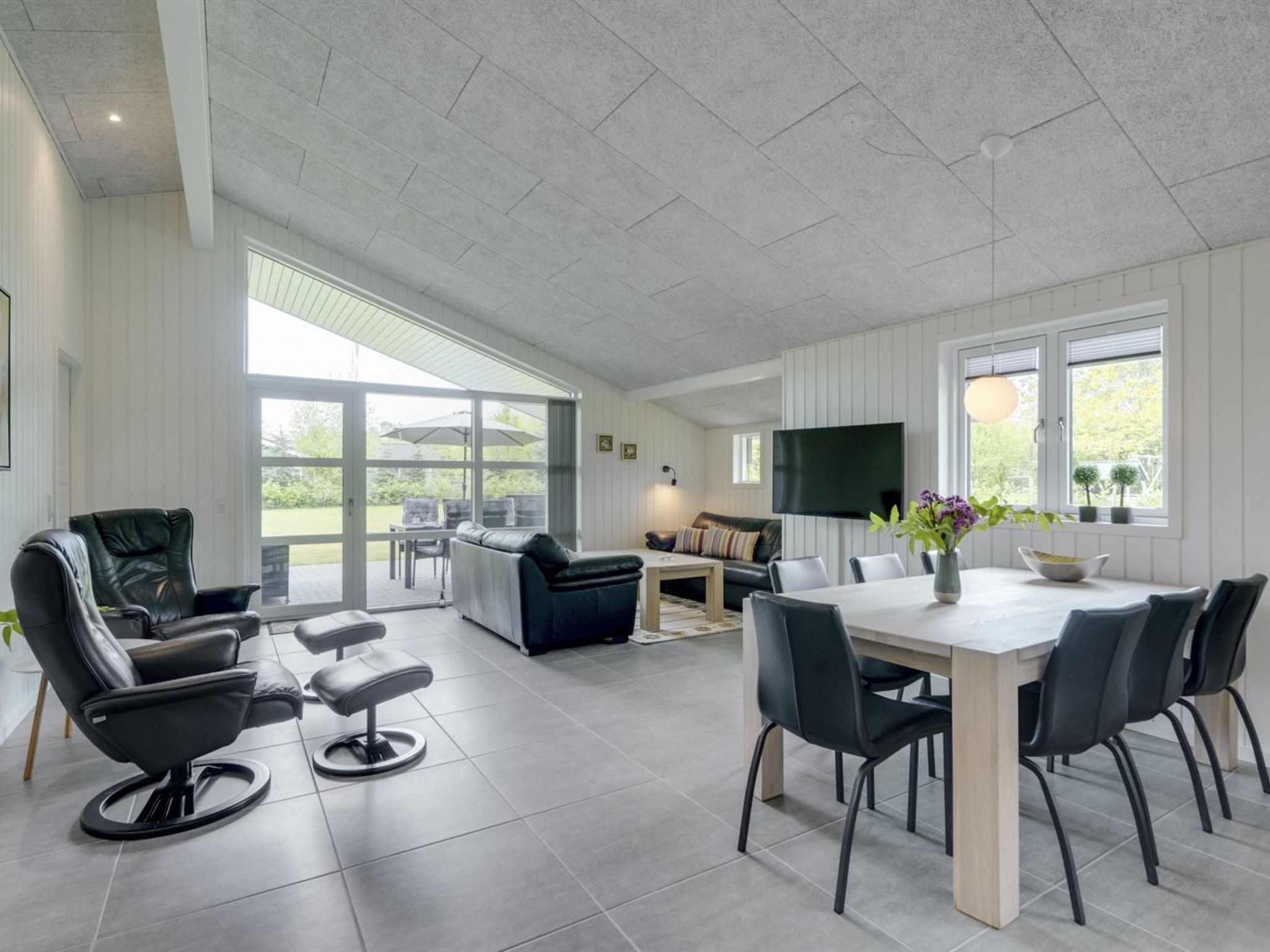 "Gardi" - 14km from the sea-Binnen