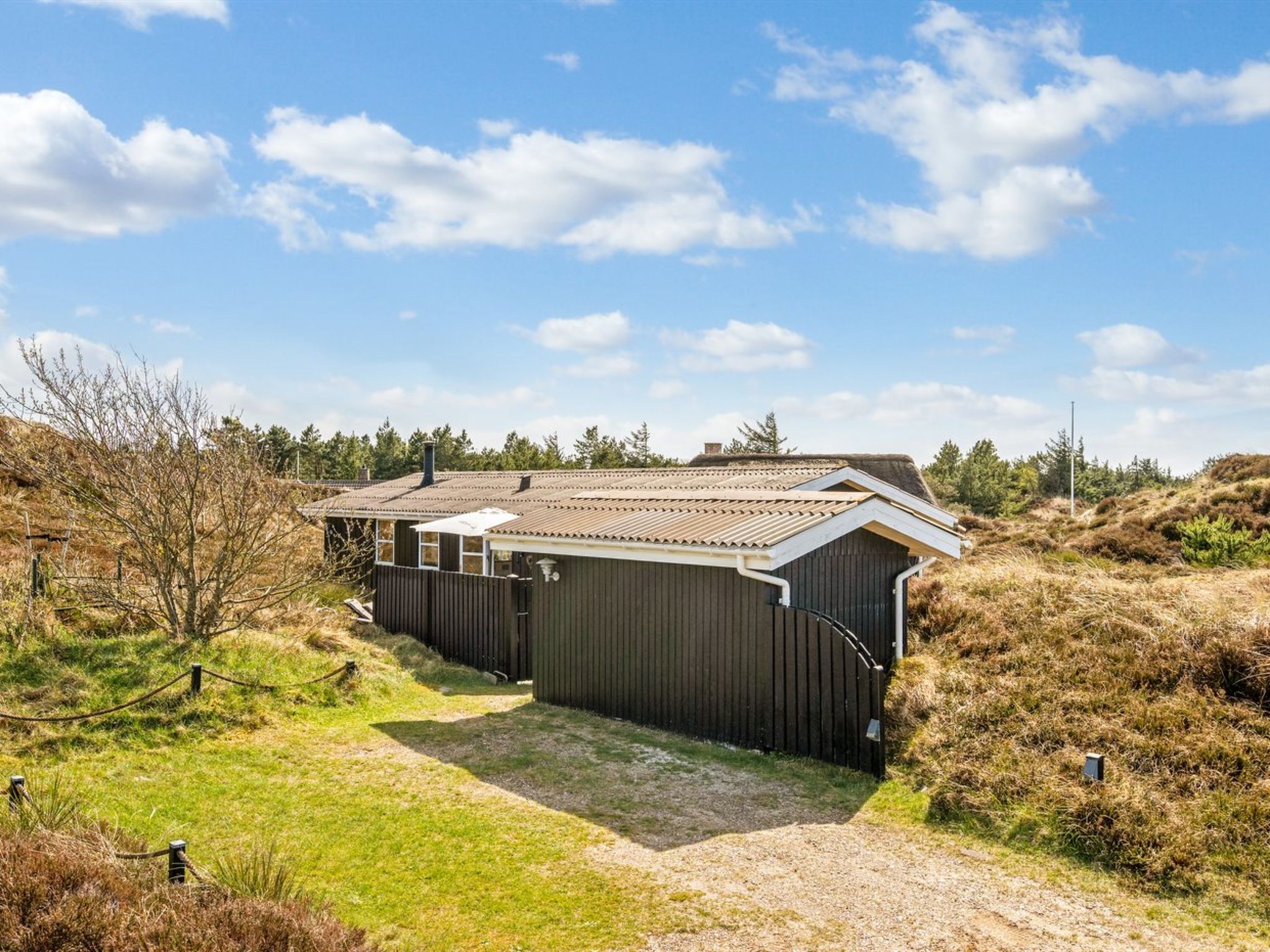 "Nashota" - 700m from the sea - Buiten