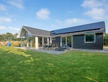 Ruime vakantiewoning voor 10 personen met sauna en speelplaats nabij Oksbøl - thumbnail 1