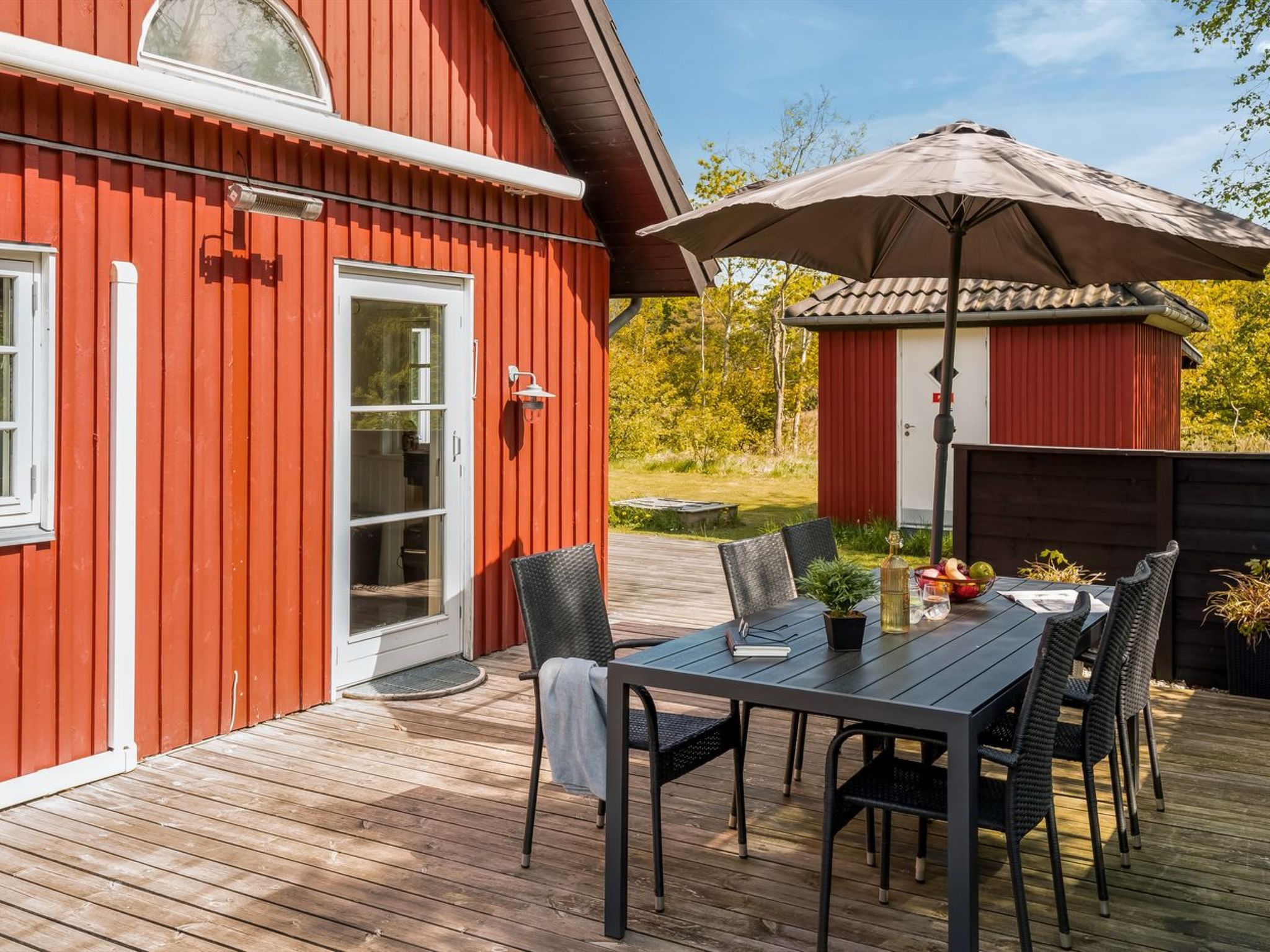 "Soile" - 12km from the sea-Buiten