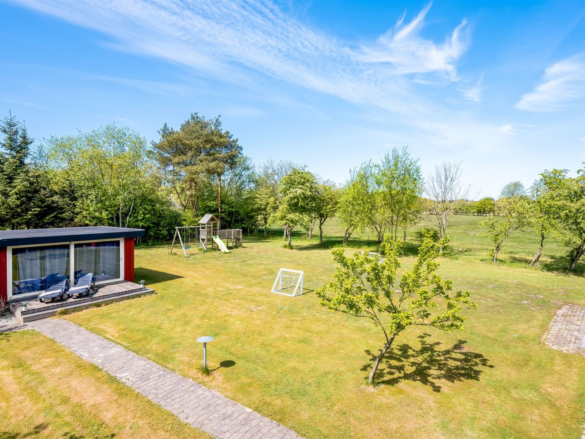"Soile" - 12km from the sea - Buiten