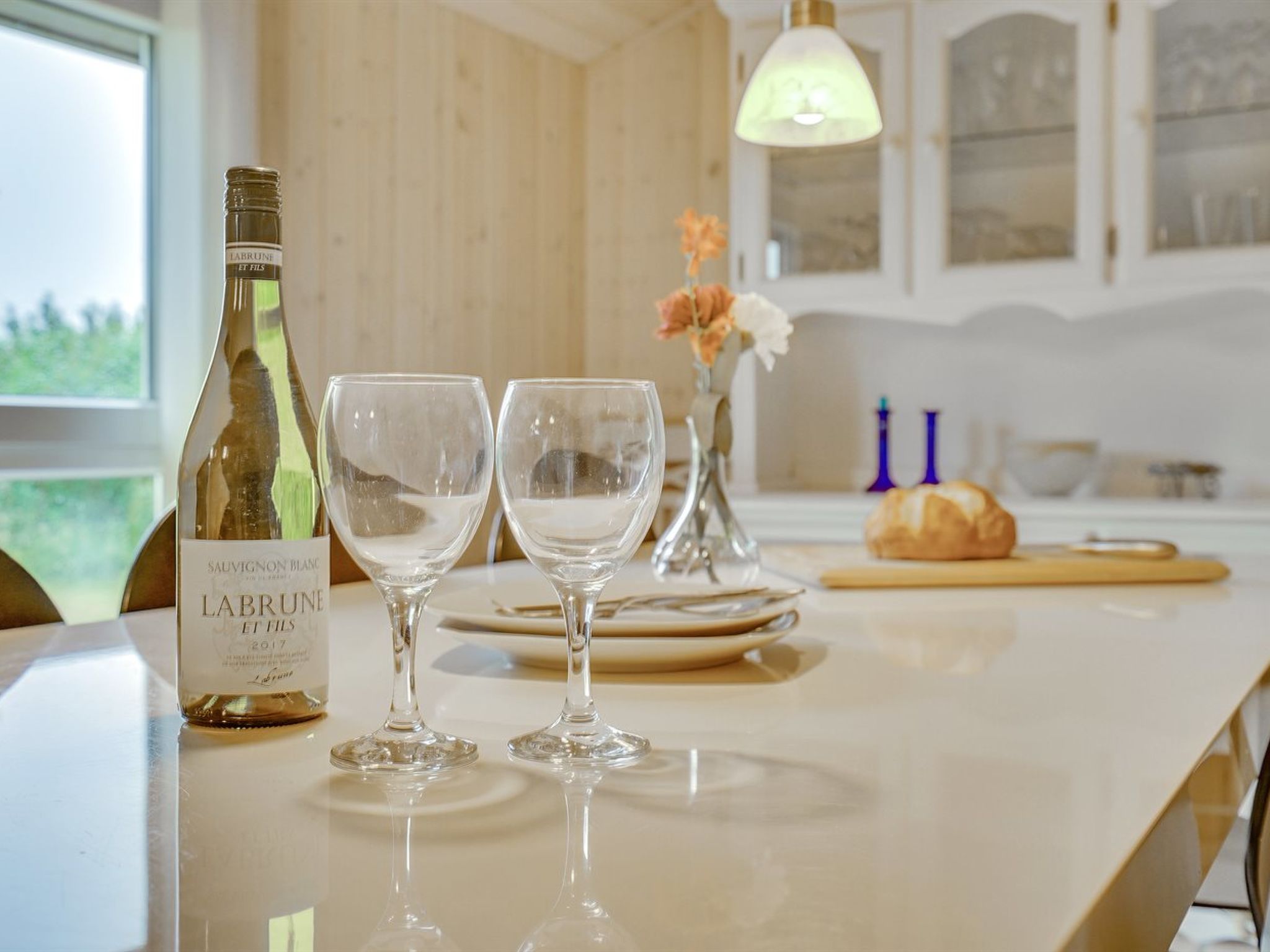 "Aviaja" - 12km from the sea - Binnen