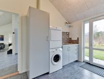 Sada: Ruim familiehuis aan de Deense westkust met sauna en speeltuin - thumbnail 3