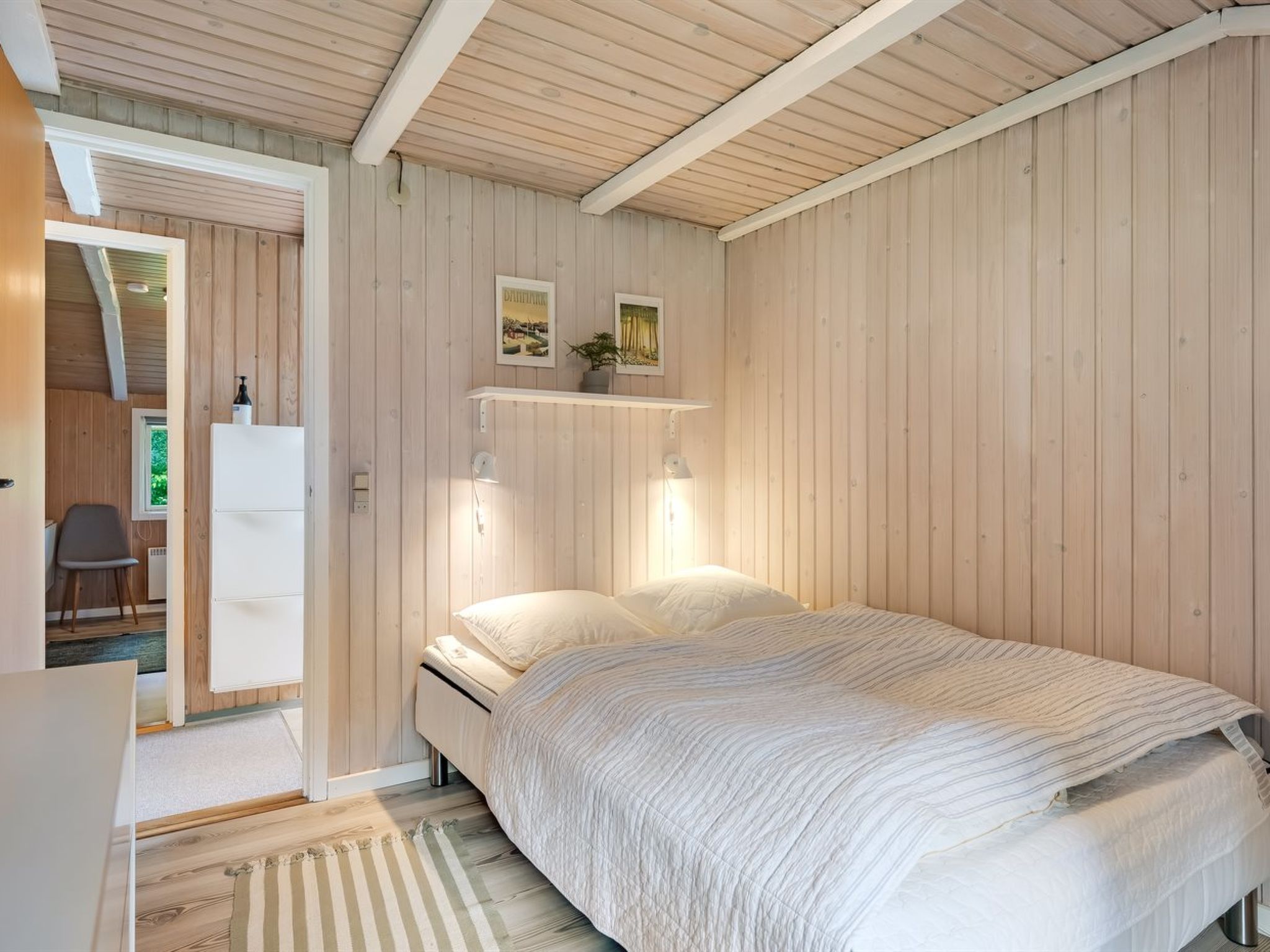 "Annaline" - 10km from the sea - Binnen