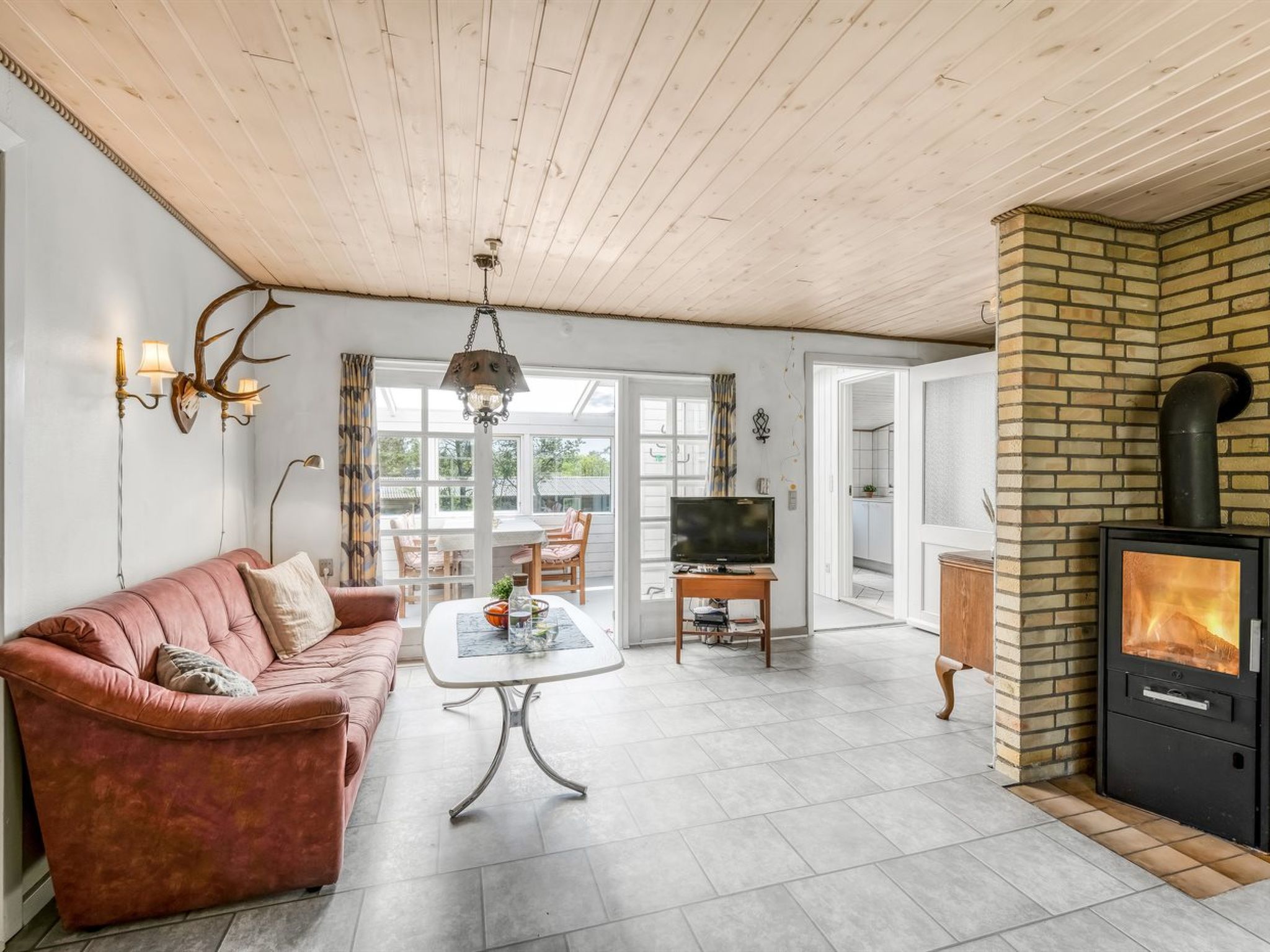 "Jonnhild" - 700m from the sea-Binnen