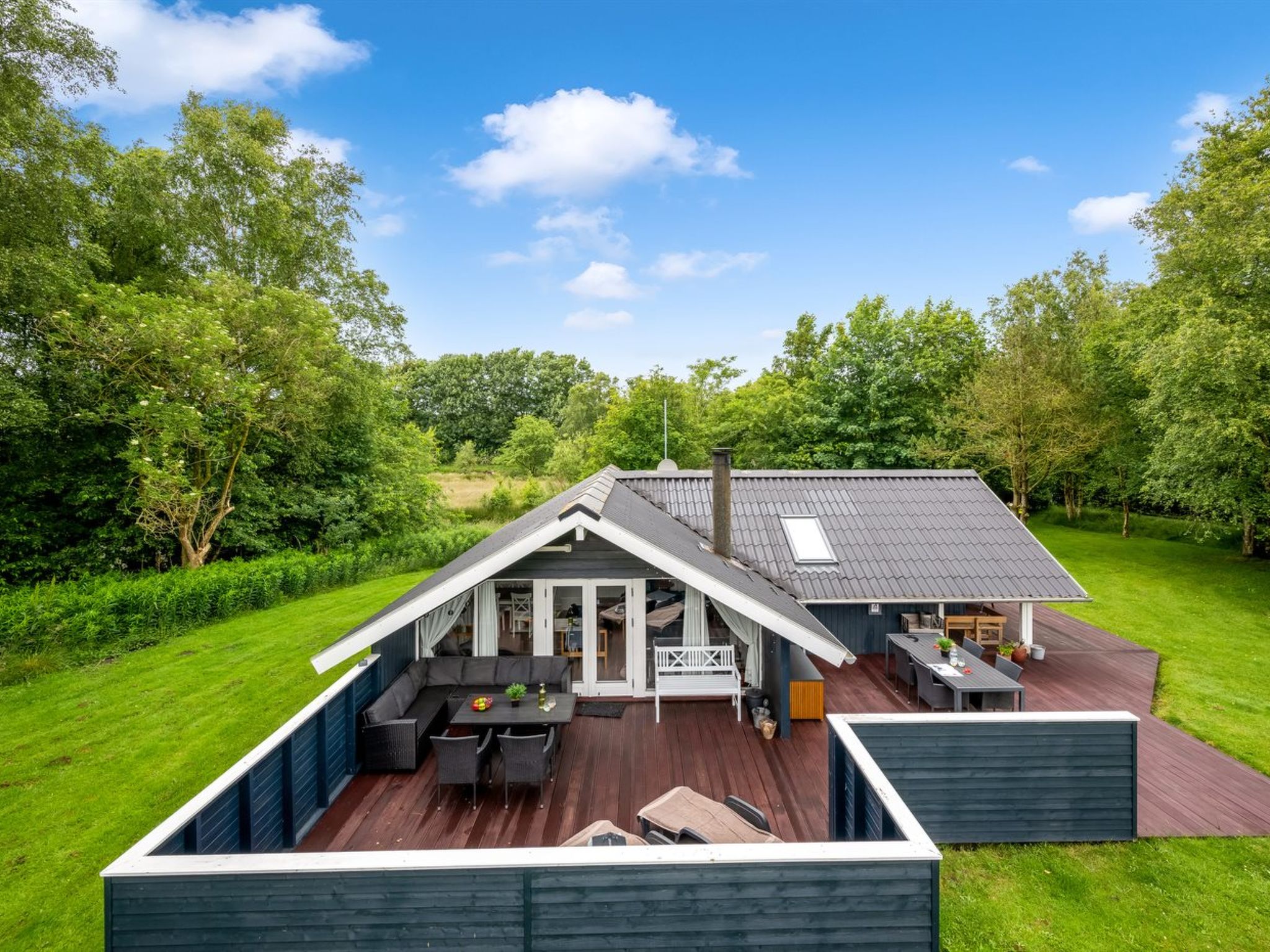 "Giselle" - 10km from the sea - Buiten