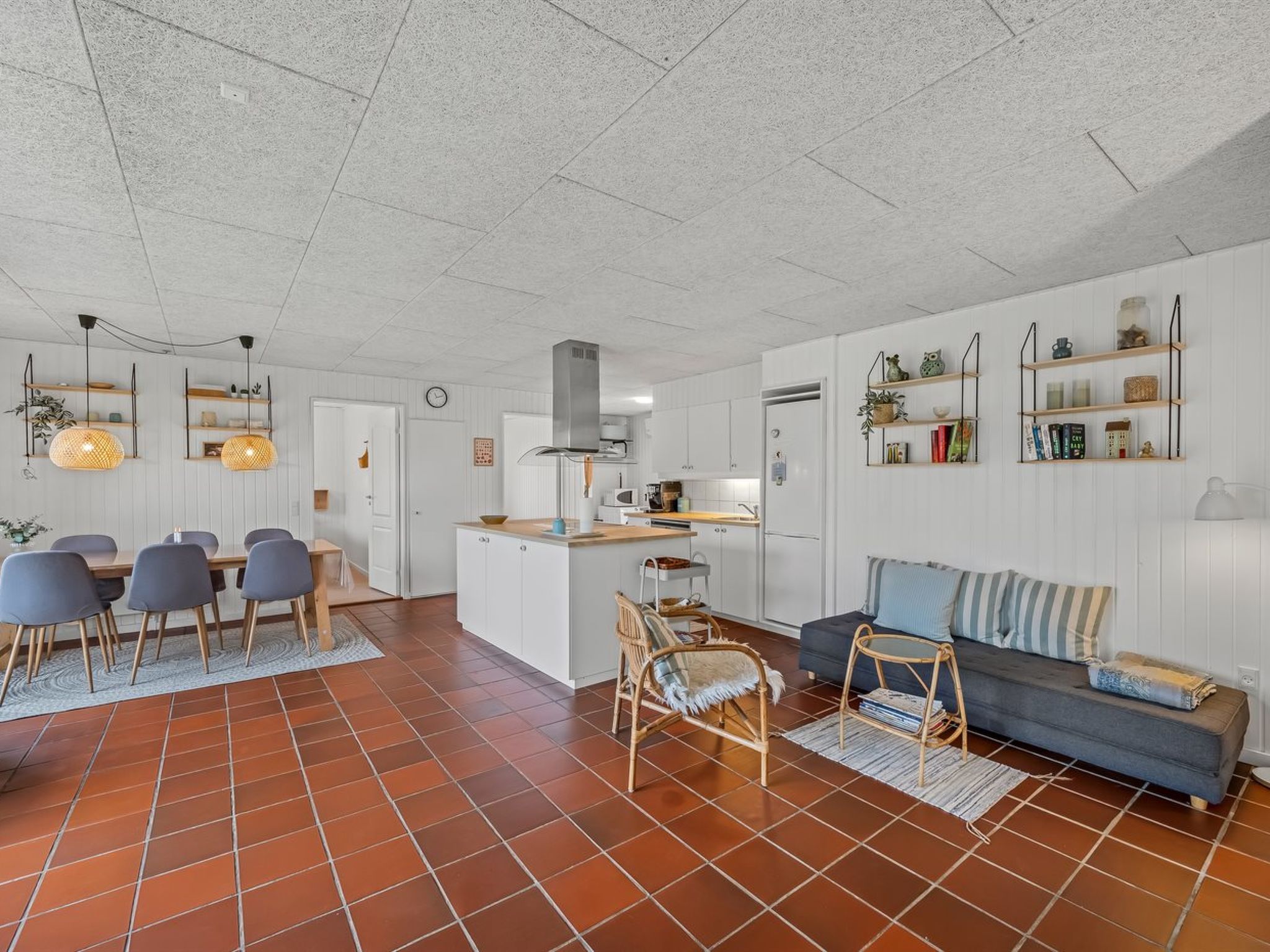 "Pietari" - 600m from the sea