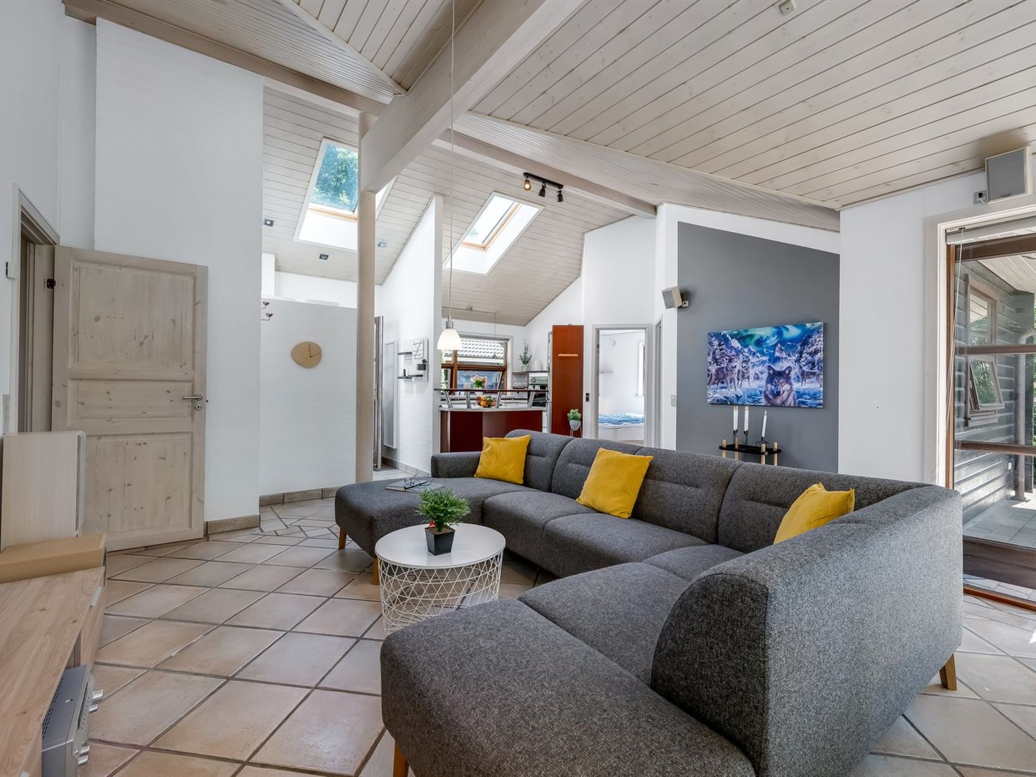 "Lillebror" - 12km from the sea - Inside