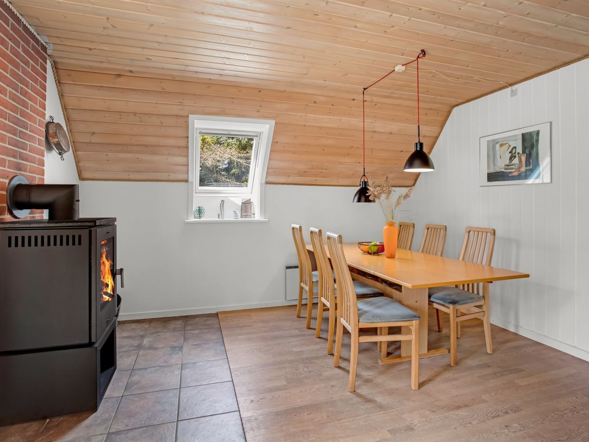 "Hannele" - 10km from the sea-Binnen