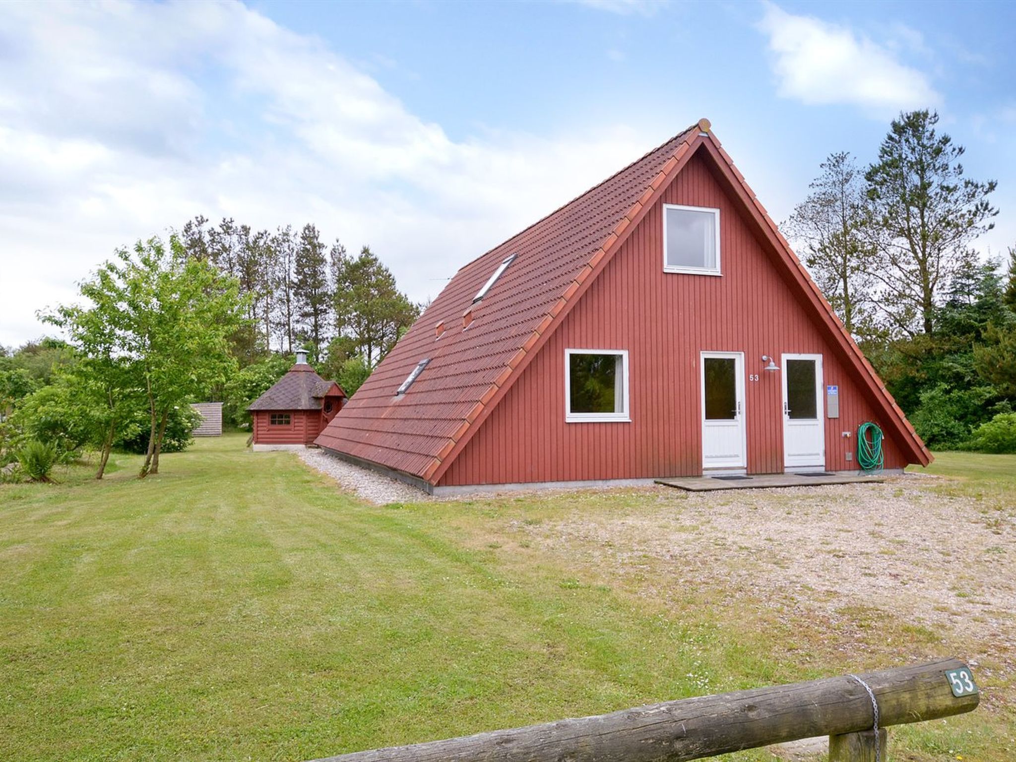 "Hannele" - 10km from the sea