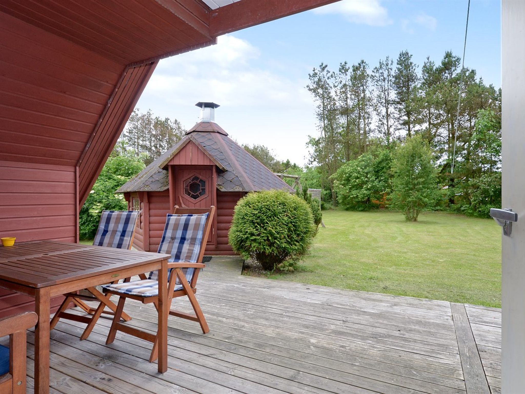 "Hannele" - 10km from the sea