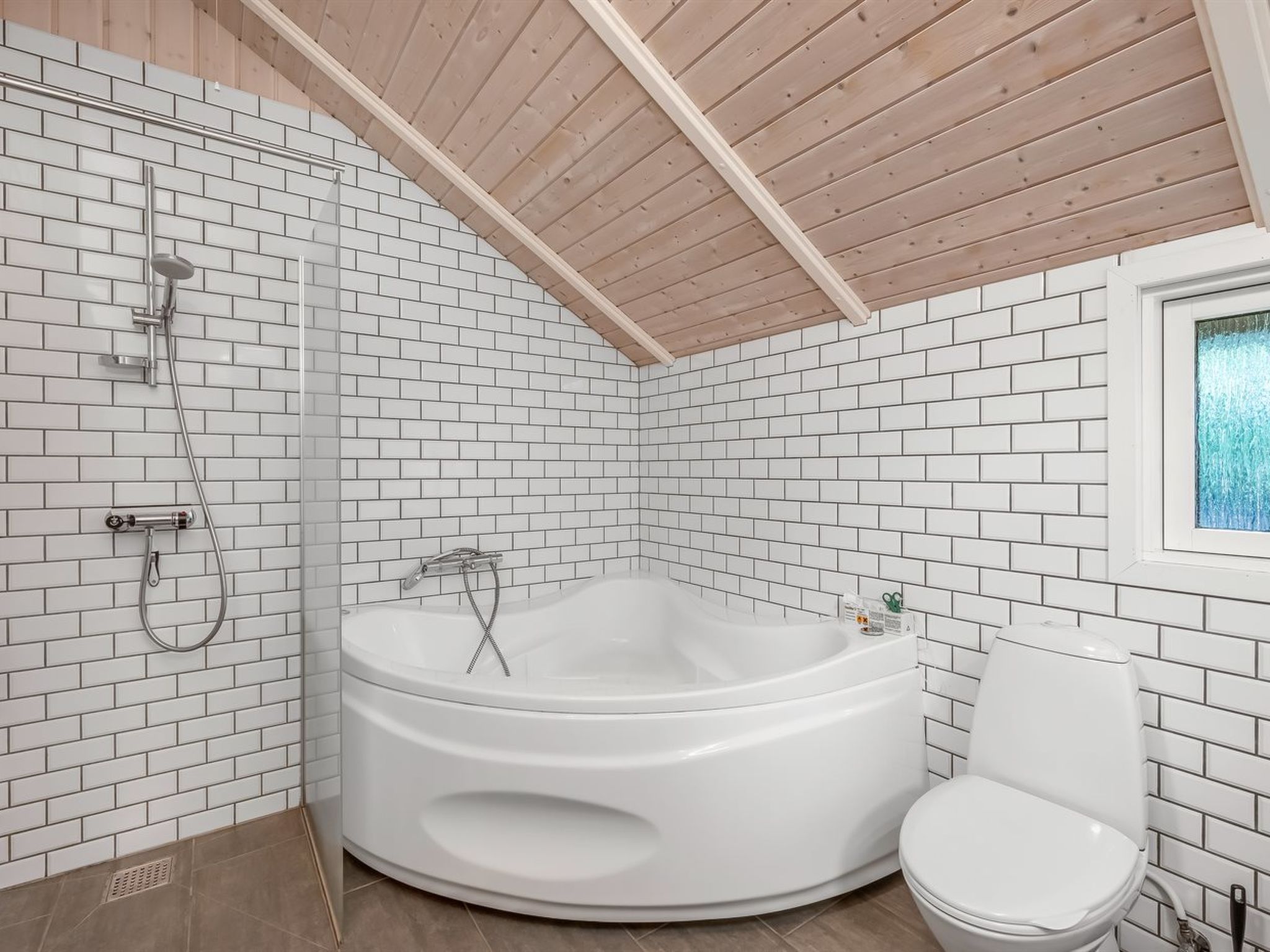 "Bole" - 10km from the sea-Binnen