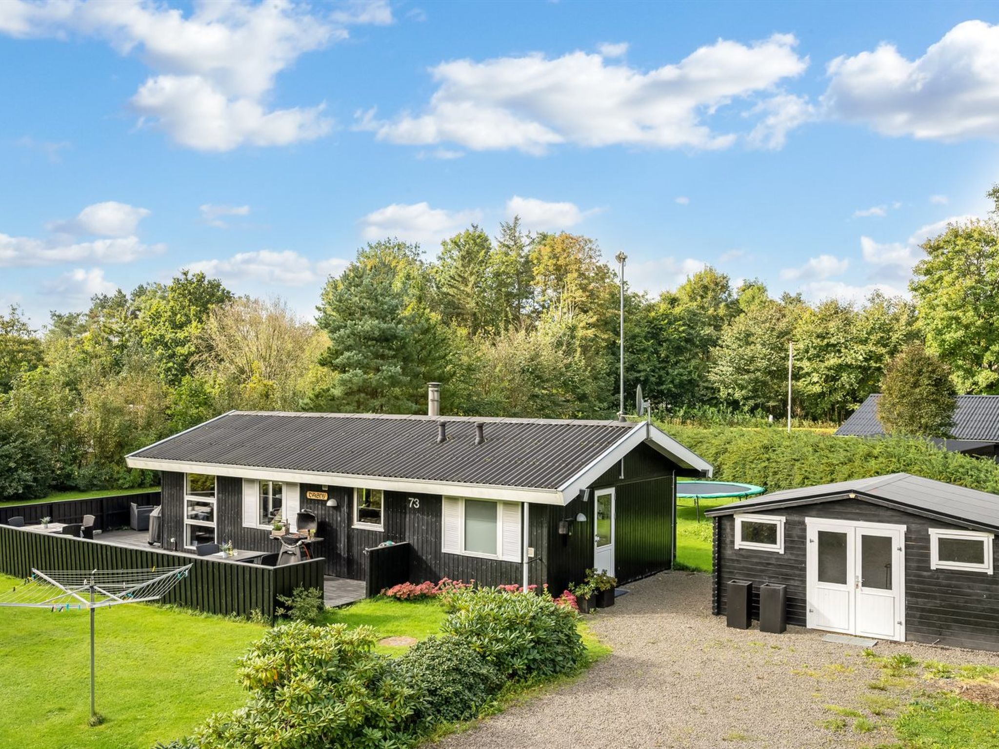 "Vilhelm" - 10km from the sea - Draußen