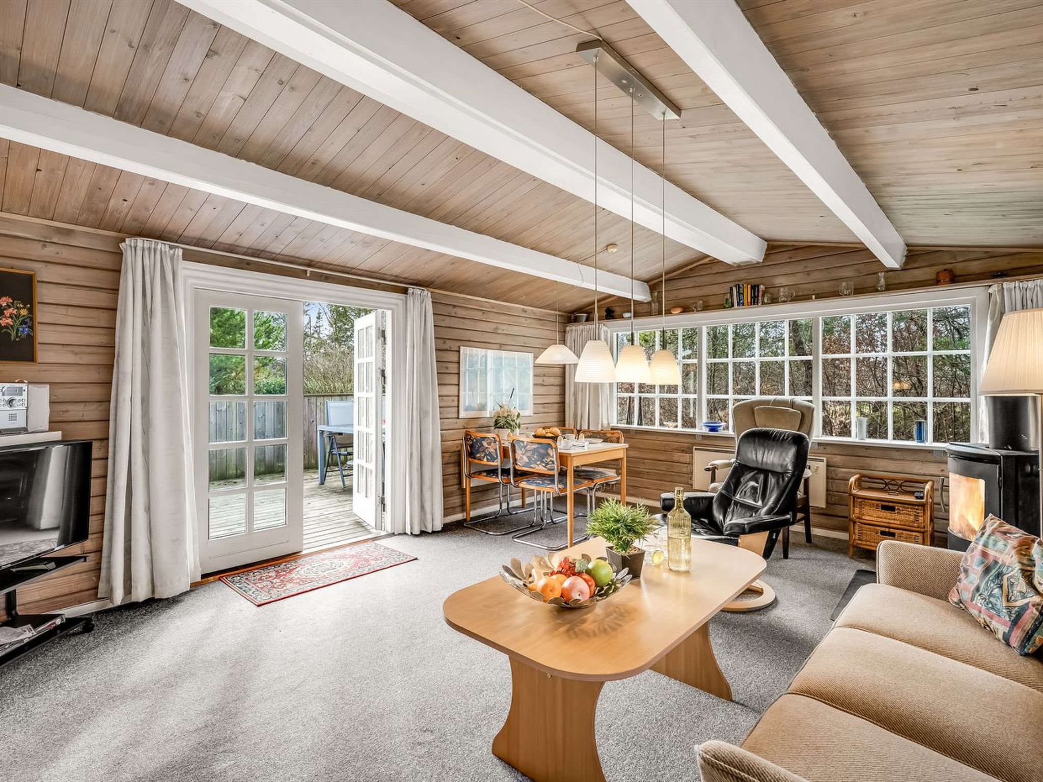 "Leandra" - 11km from the sea-Dedans