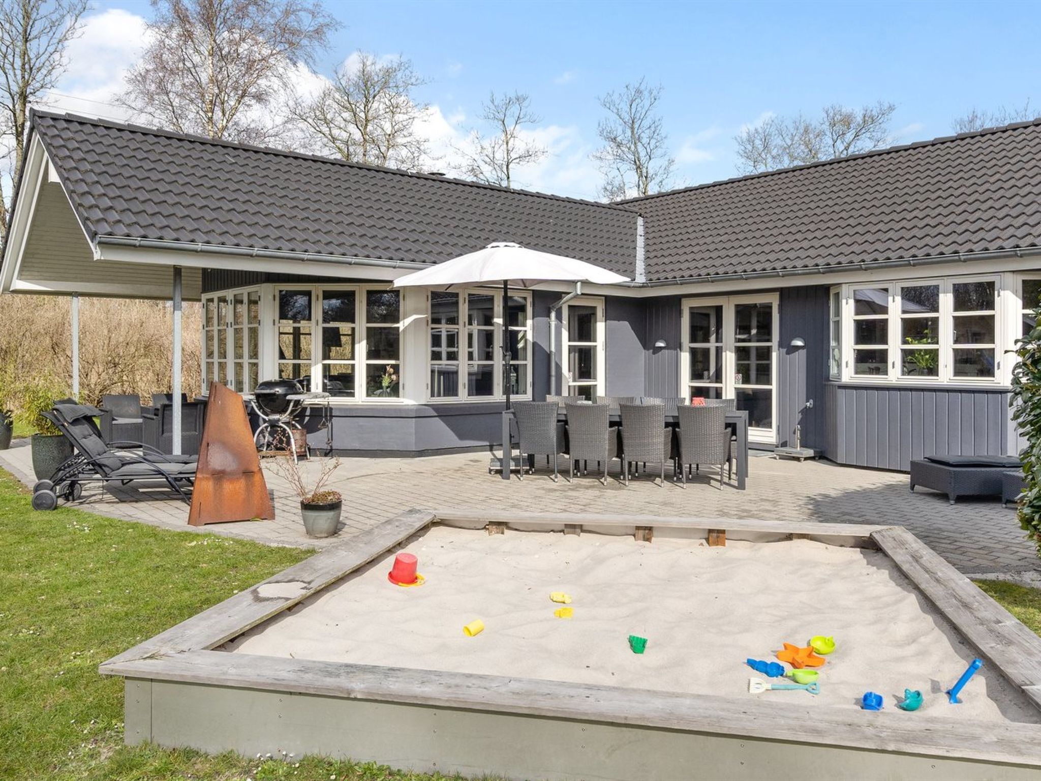 "Esben" - 11km from the sea-Outside