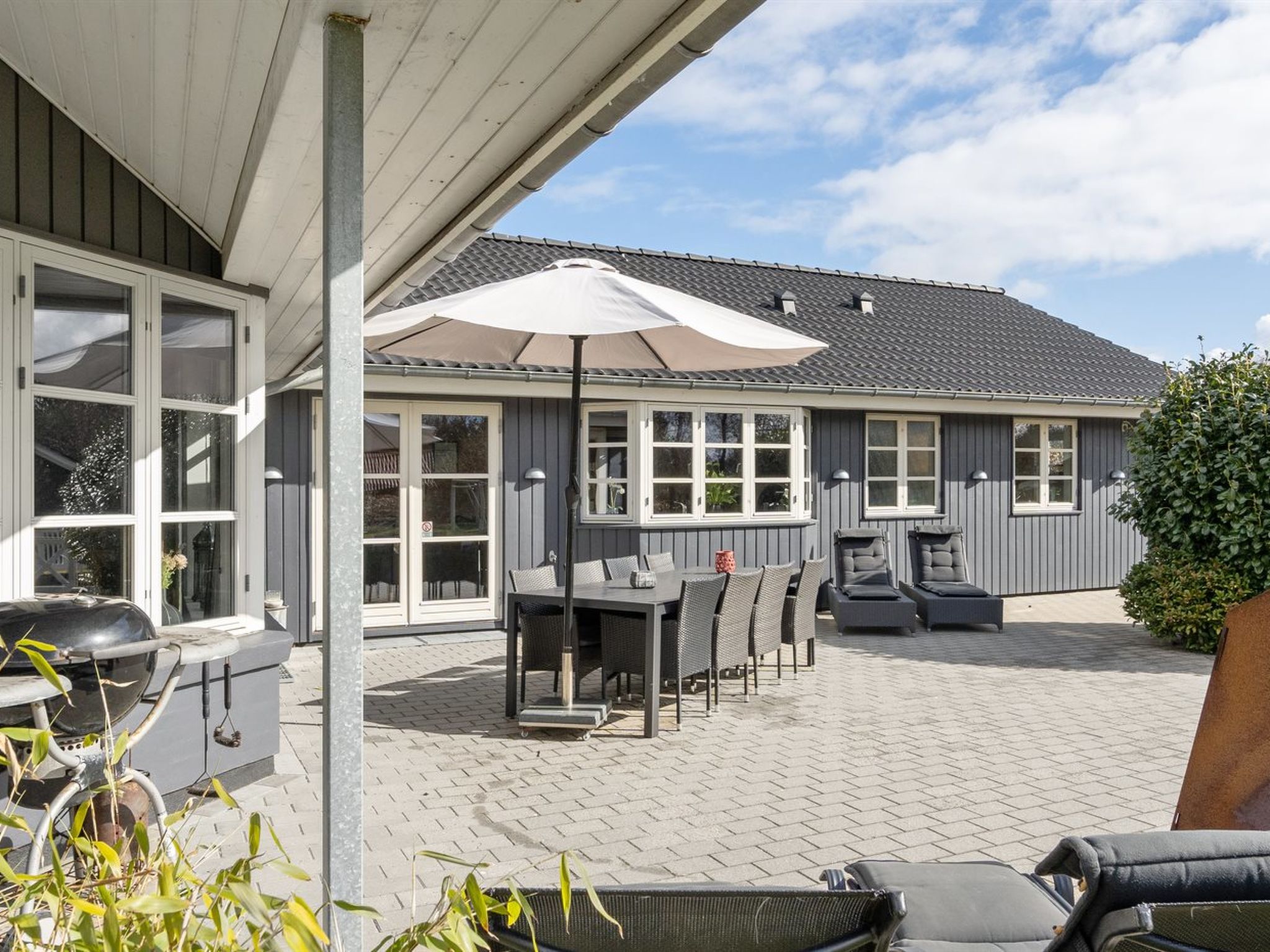 "Esben" - 11km from the sea-Outside