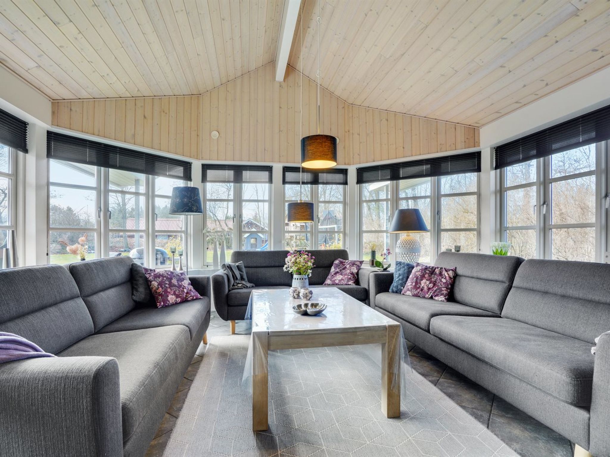 "Esben" - 11km from the sea-Inside