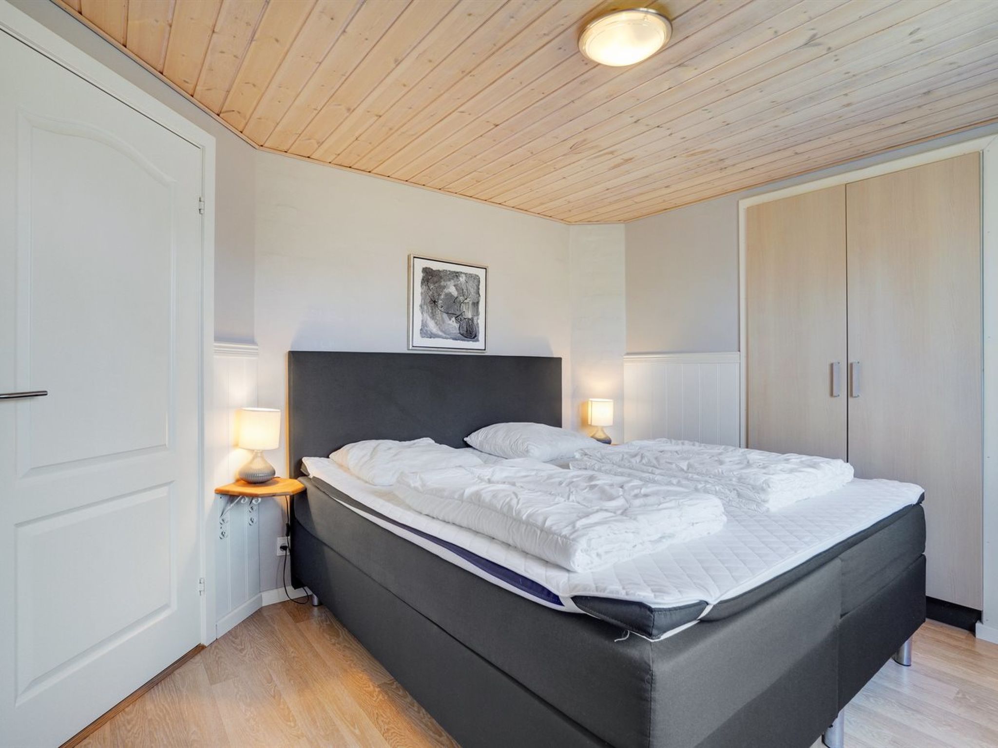 "Esben" - 11km from the sea-Inside