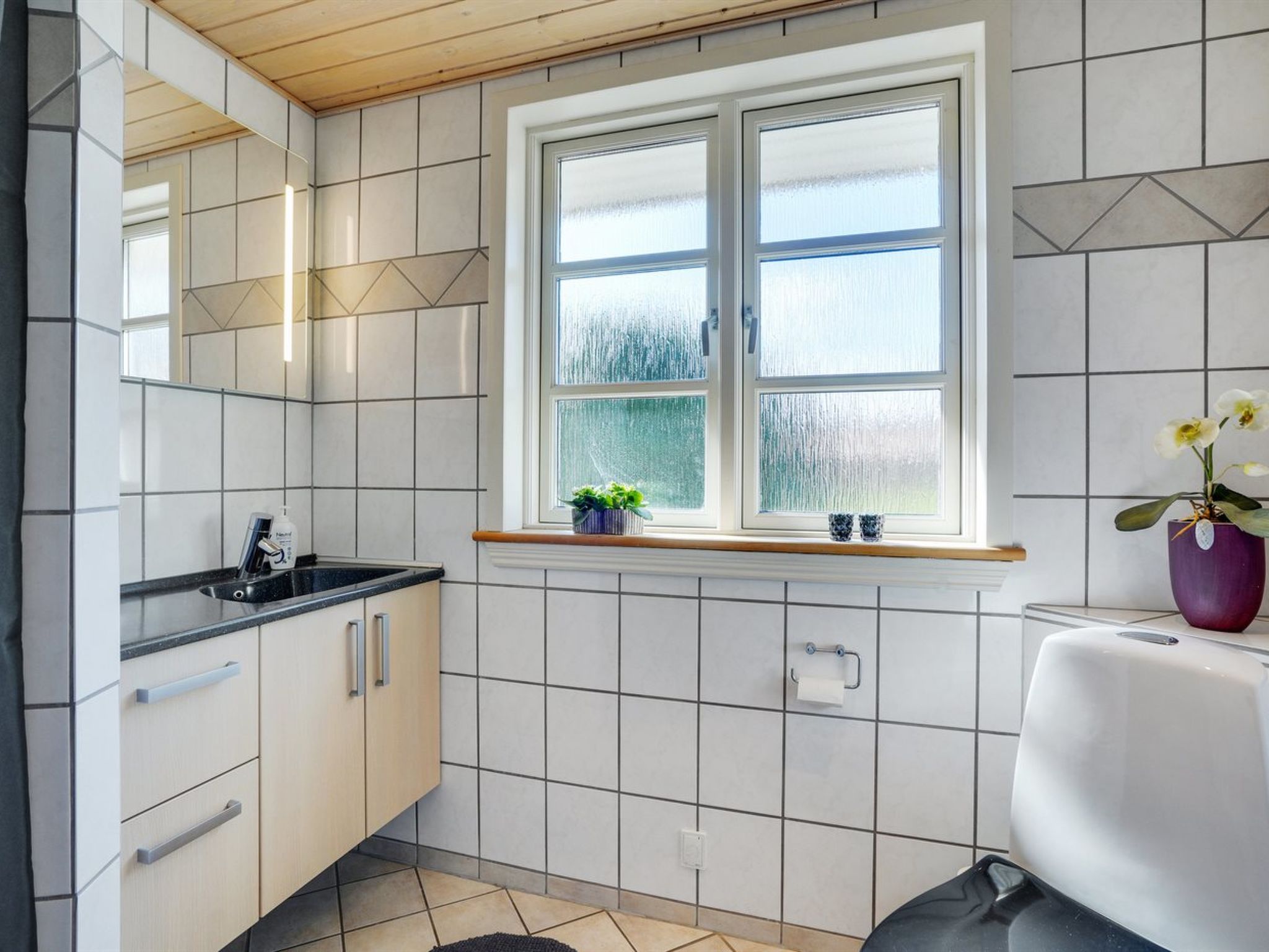 "Esben" - 11km from the sea-Inside