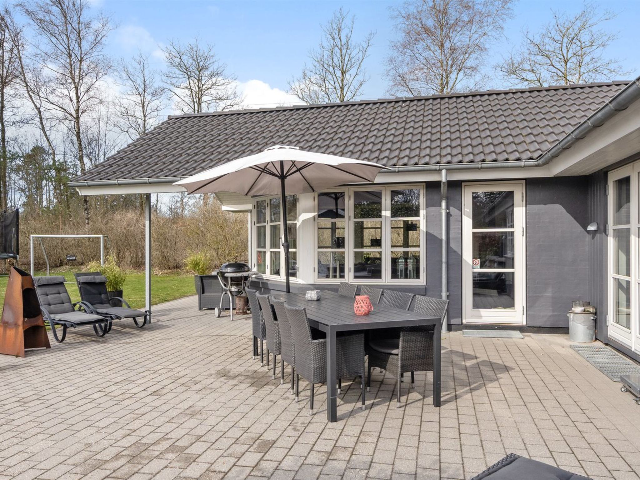 "Esben" - 11km from the sea-Outside