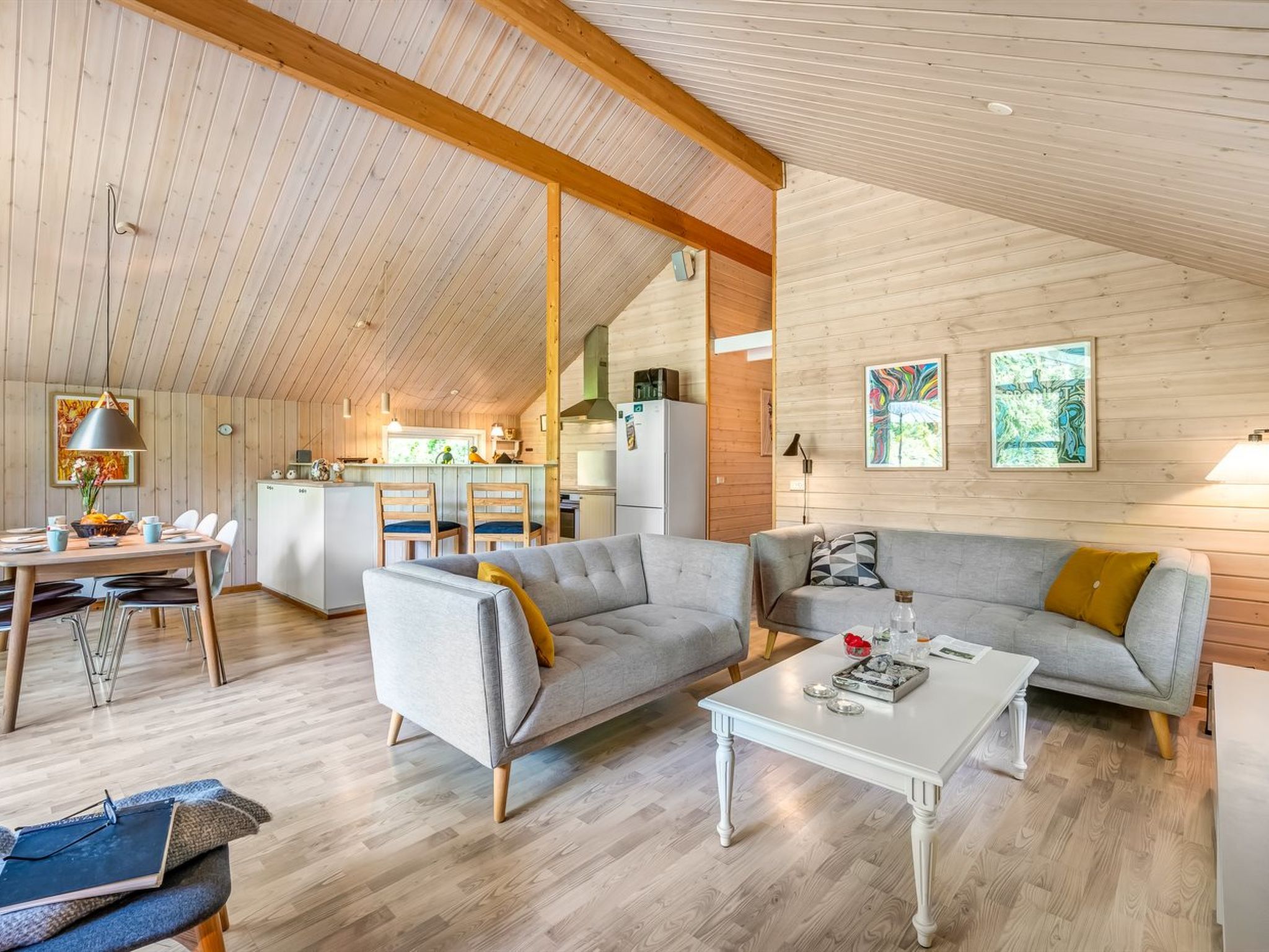 "Iorund" - 10km from the sea-Binnen