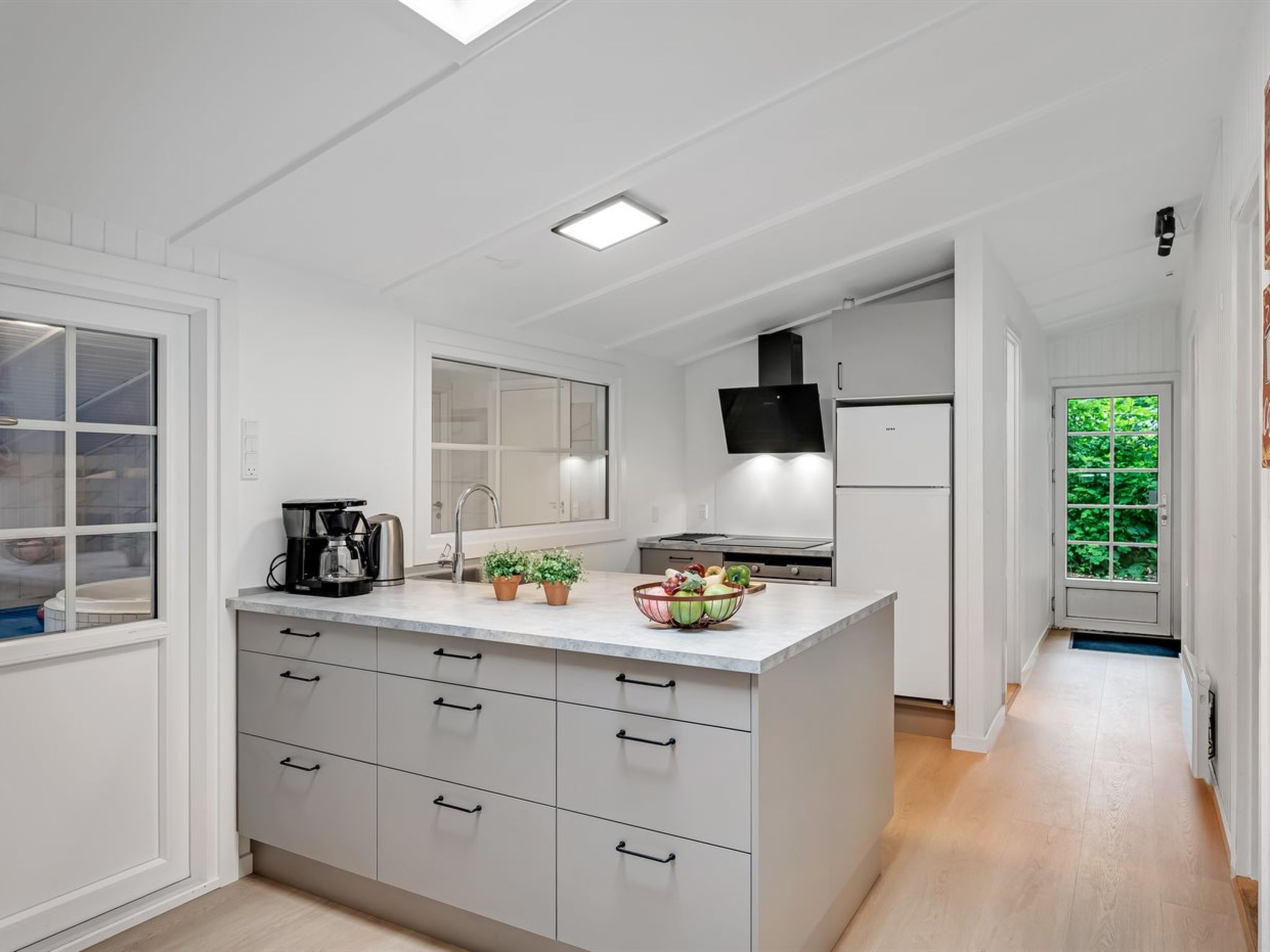 "Mena" - 10km from the sea-Drinnen