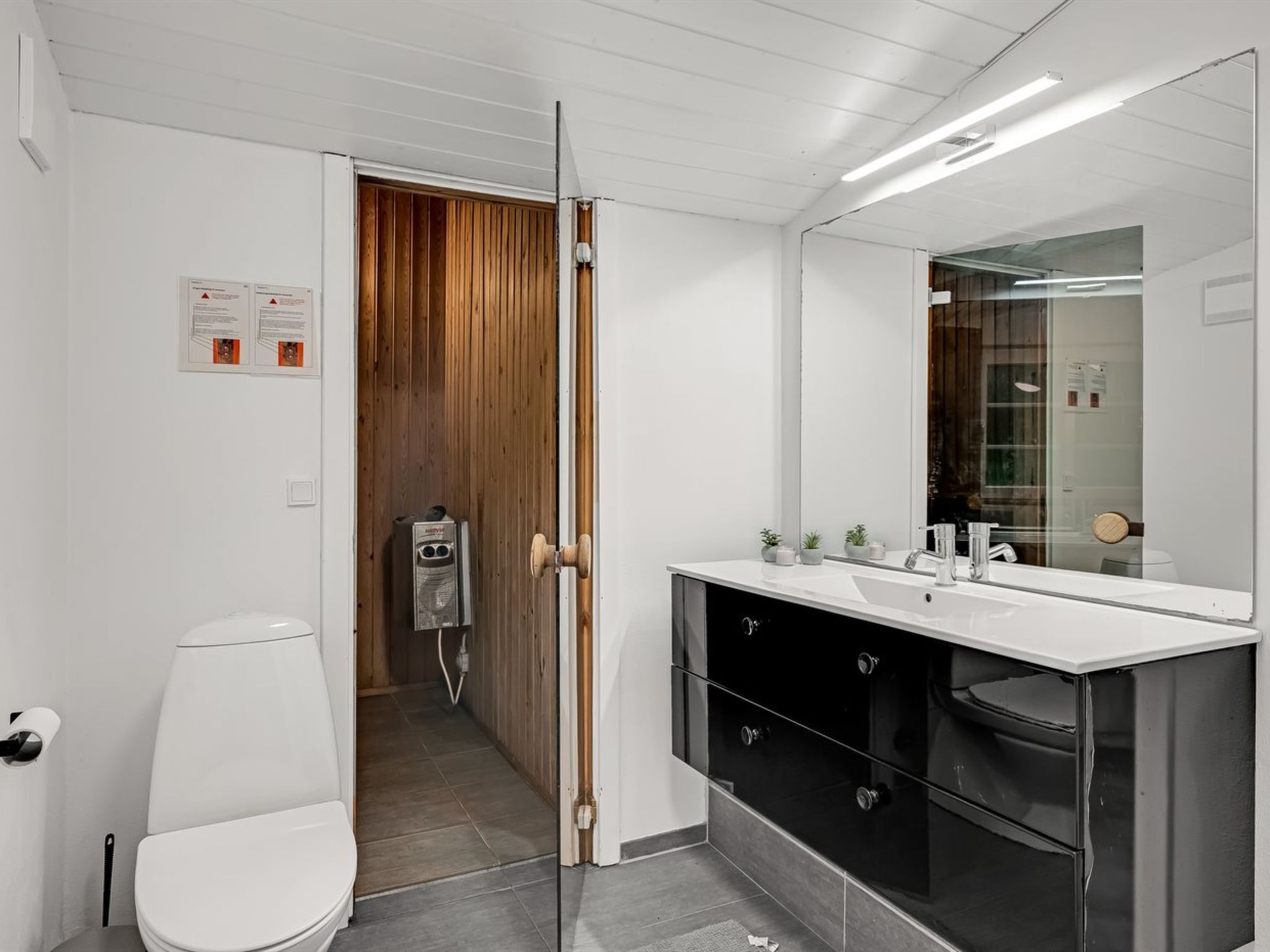 "Mena" - 10km from the sea-Drinnen