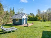 Ruime vakantiewoning Florina met grote tuin op 10 km van de zee - thumbnail 5