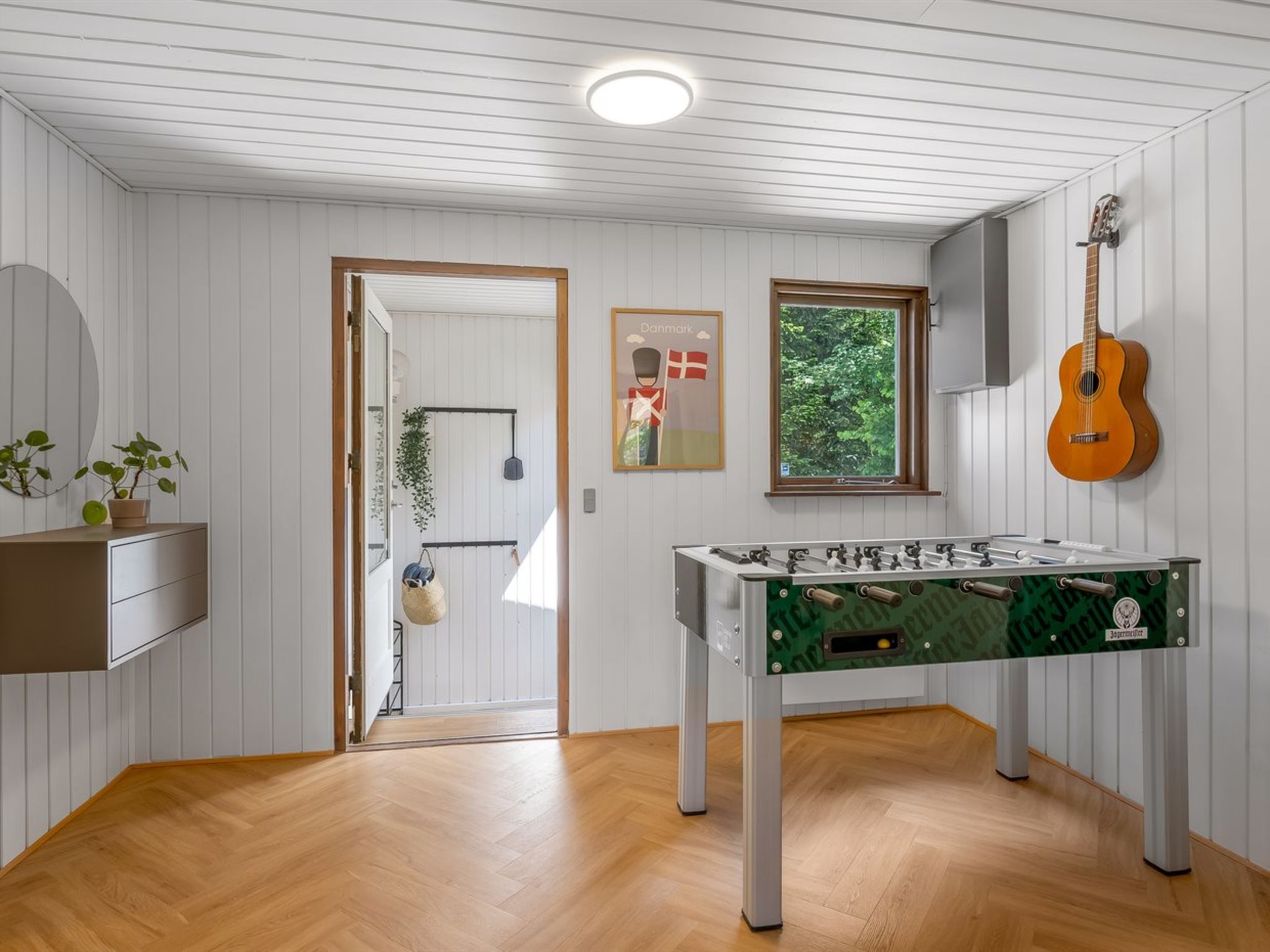 "Gustava" - 10km from the sea - Binnen