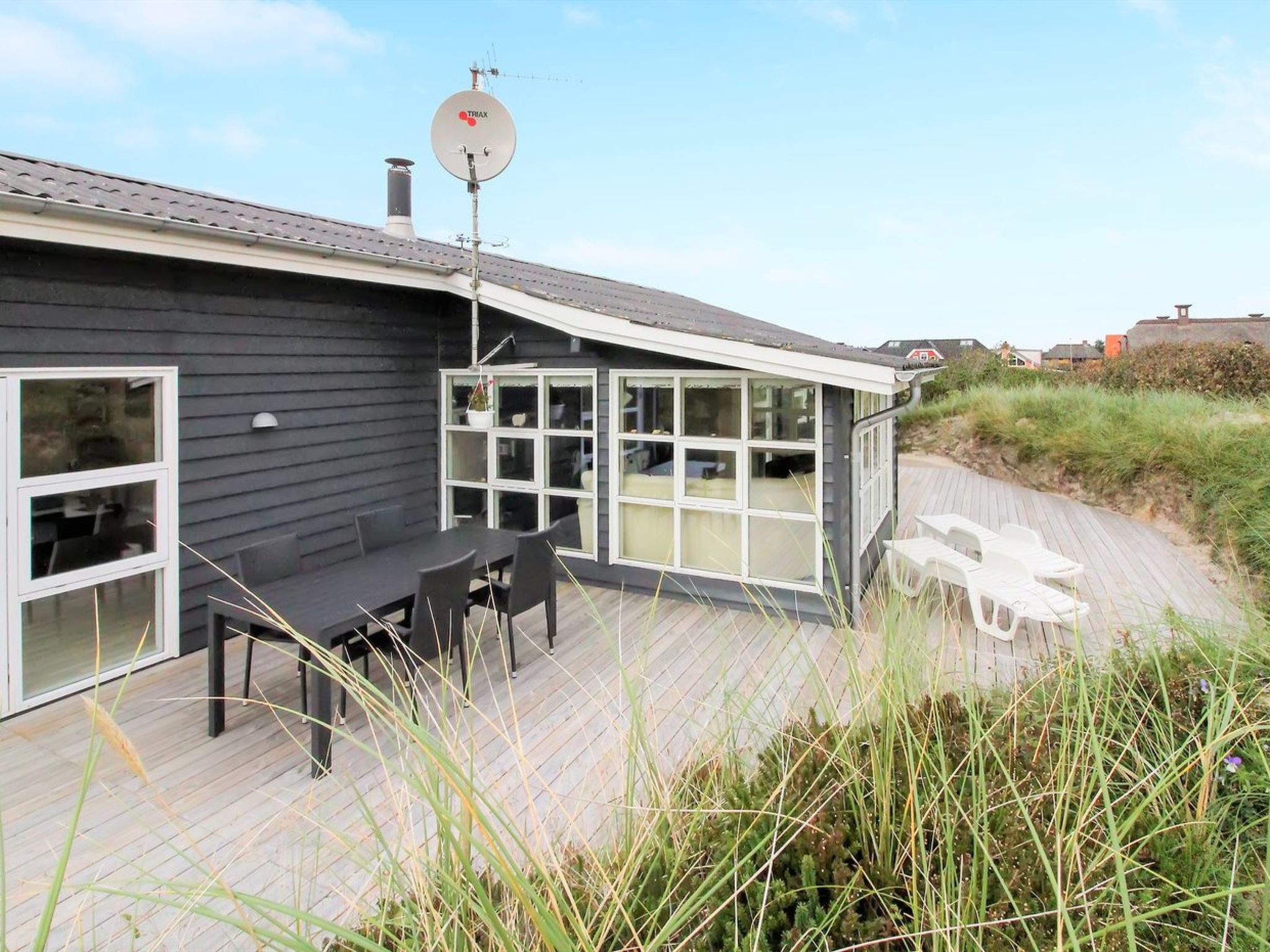 "Ottar" - 400m from the sea-Draußen