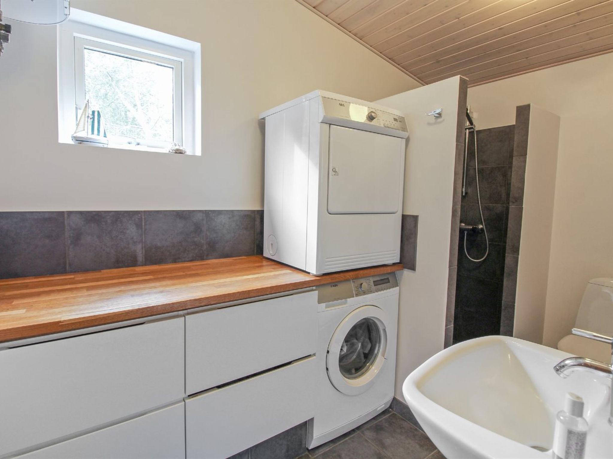 "Maaria" - 600m from the sea-Drinnen