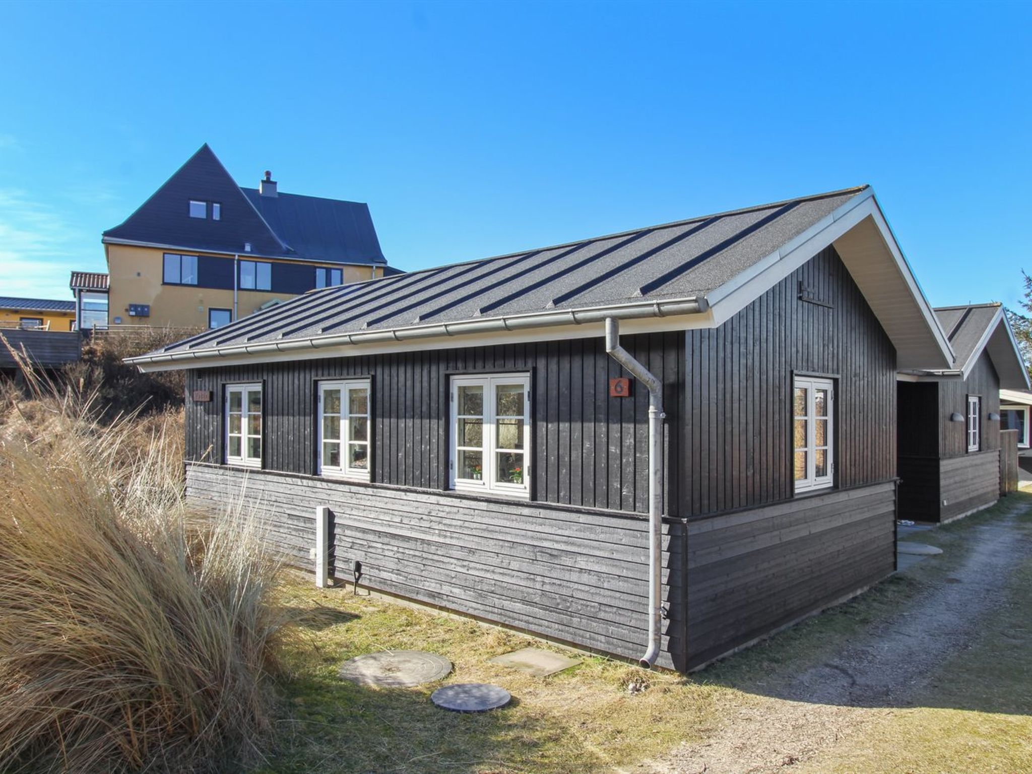 "Soleil" - 300m from the sea - Buiten