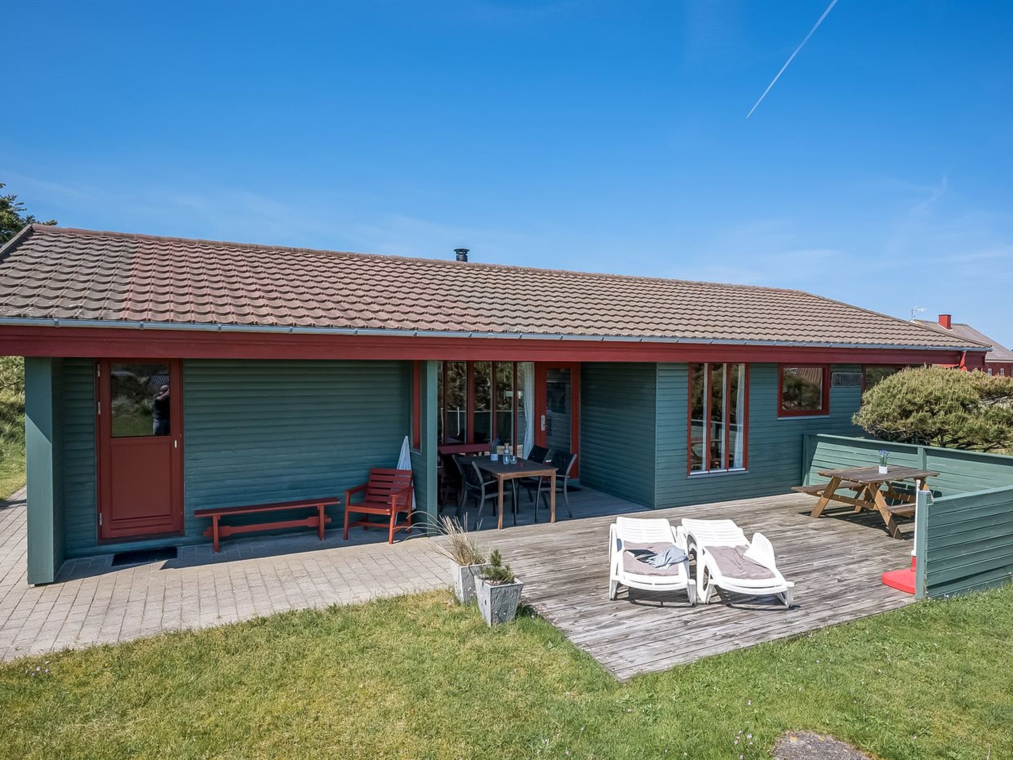 "Steni" - 250m from the sea - Buiten