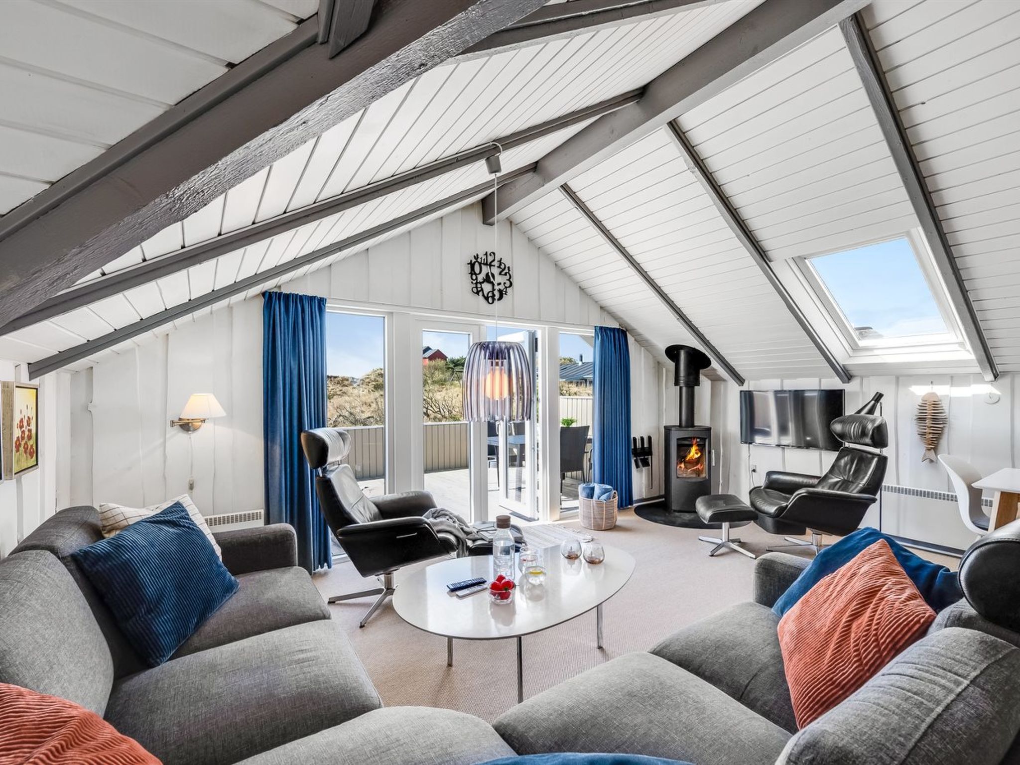"Halda" - 300m from the sea-Drinnen