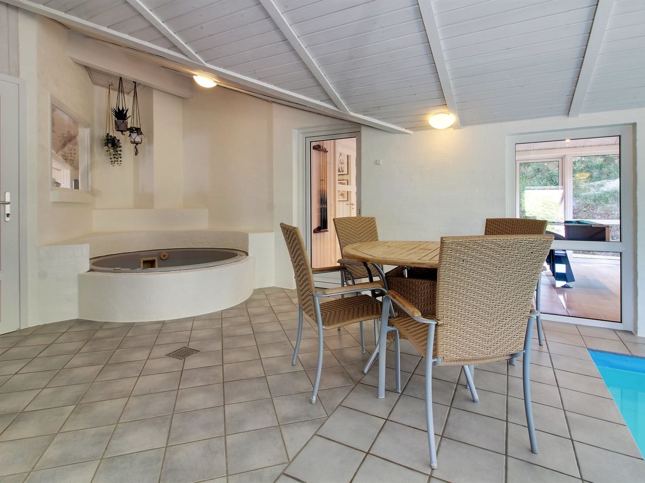"Sirka" - 200m from the sea-Draußen
