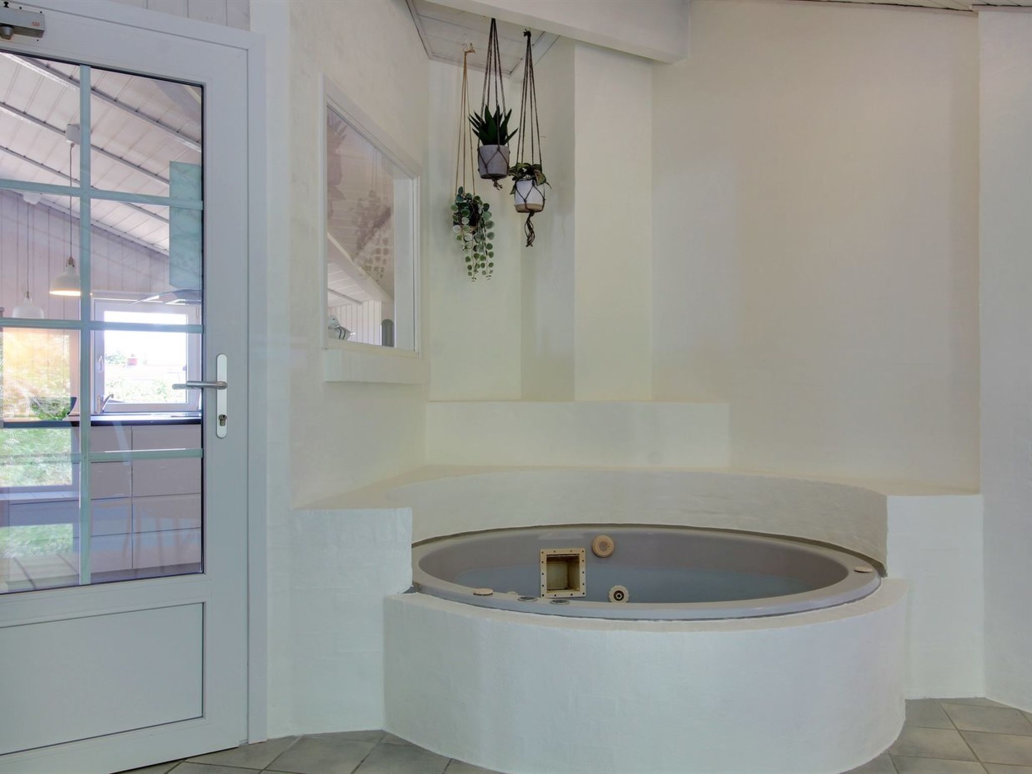 "Sirka" - 200m from the sea-Drinnen