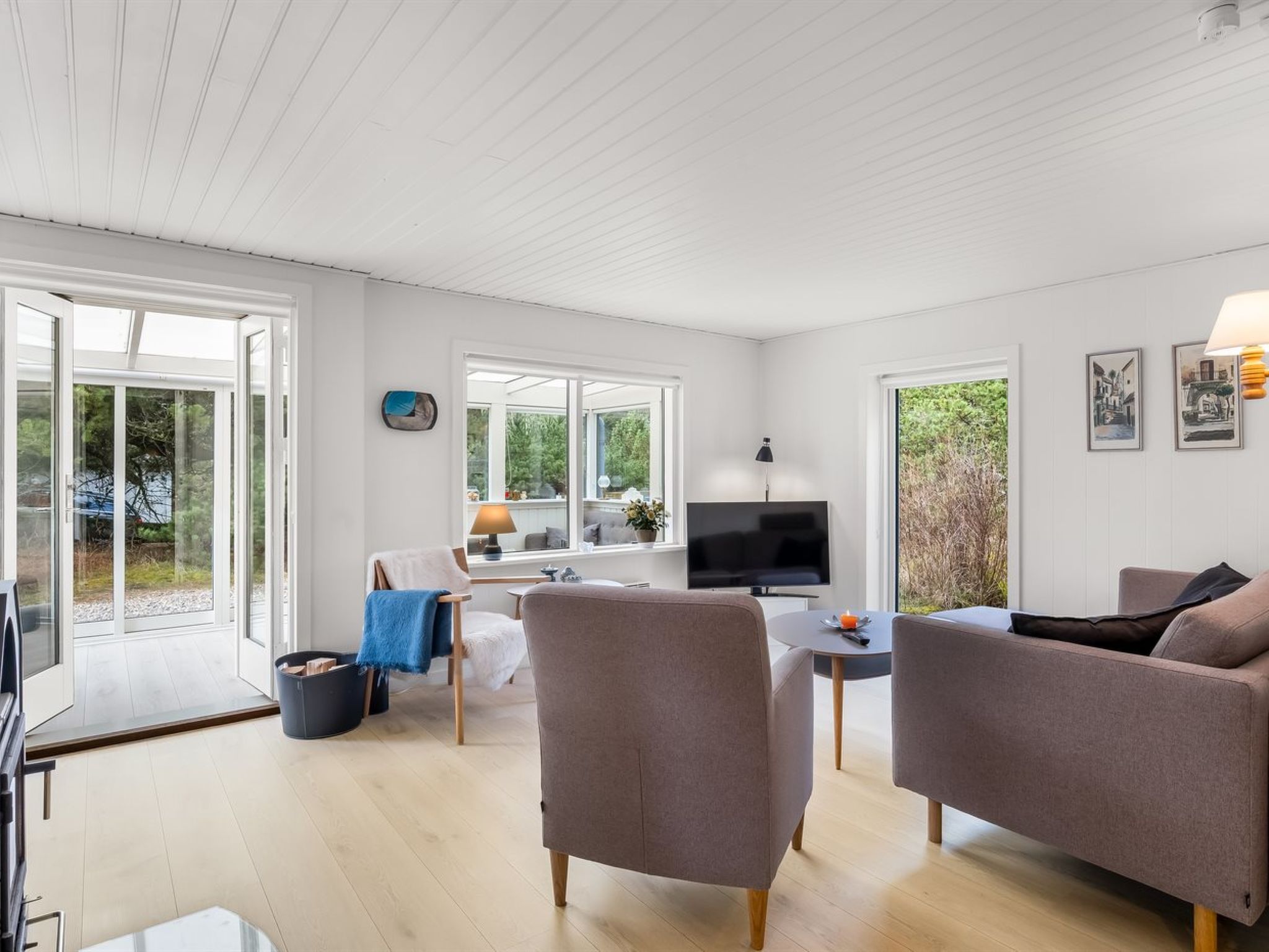 "Eliene" - 500m from the sea - Binnen