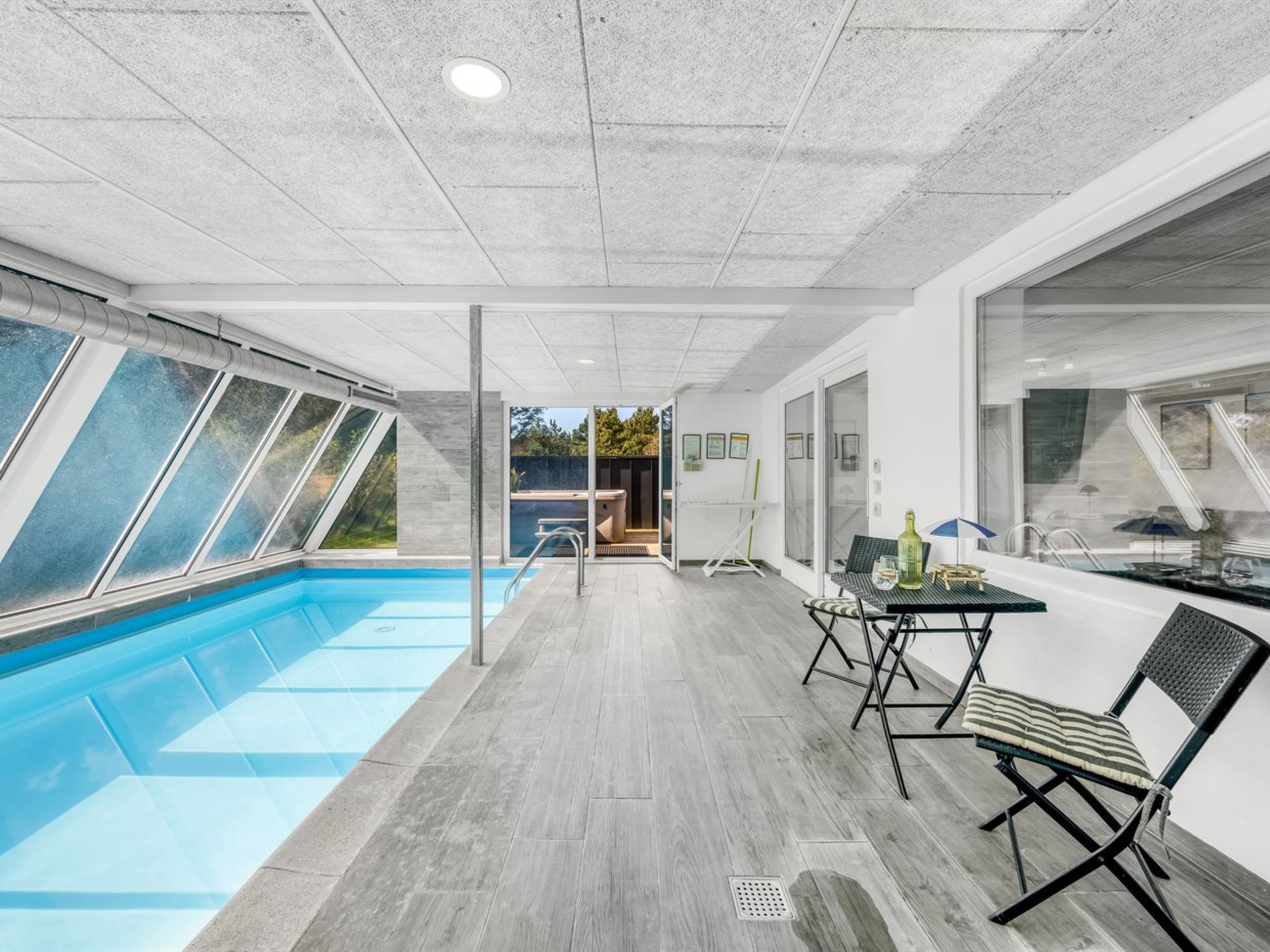 "Irlin" - 800m from the sea - Buiten