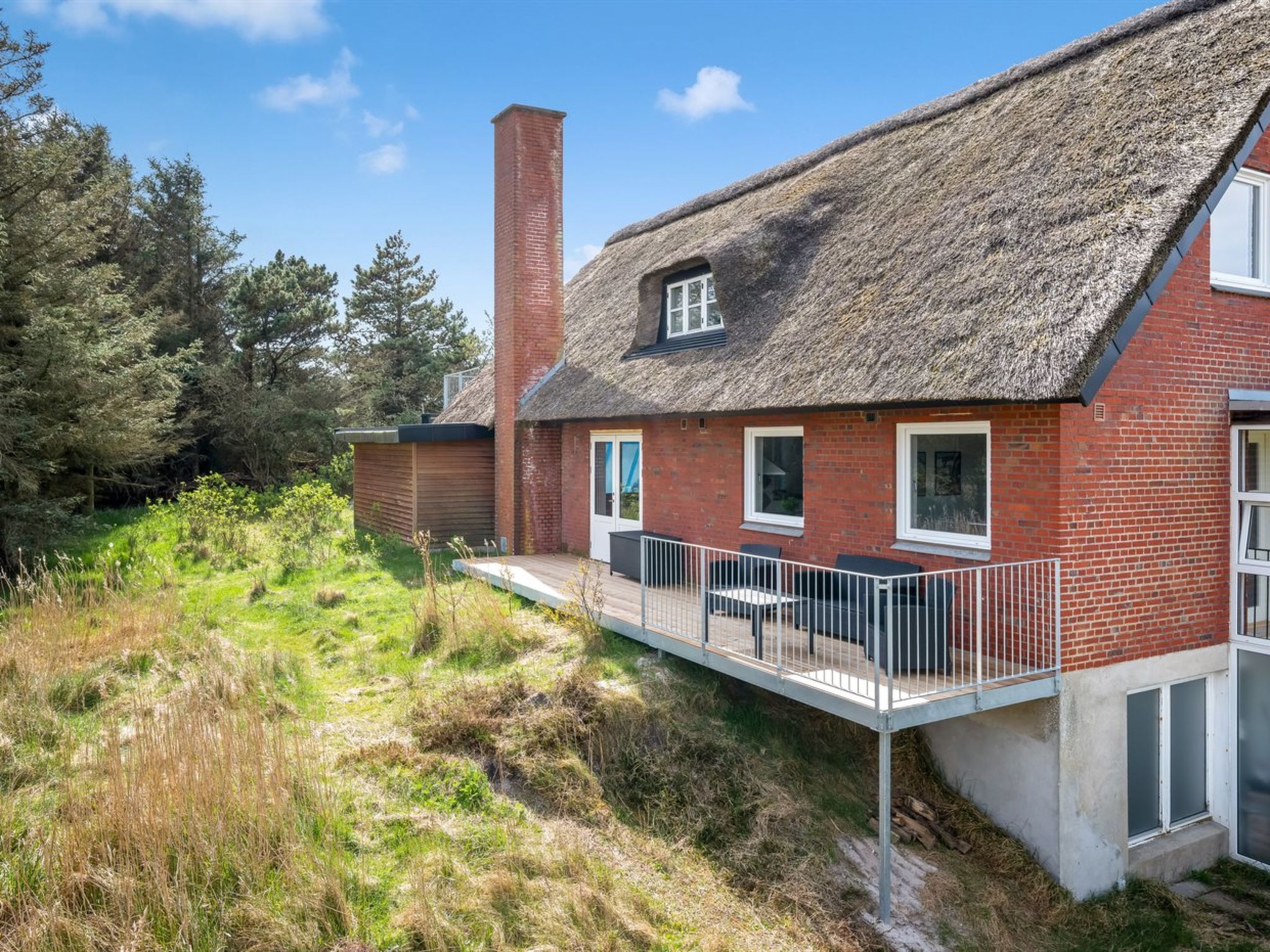 "Irlin" - 800m from the sea - Buiten