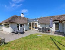 Ruime vakantiewoning Angelika op 1,6 km van Vejers Strand - thumbnail 1