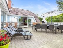 Ruime familiewoning met privézwembad en sauna op 1,1 km van Vejers Strand - thumbnail 2