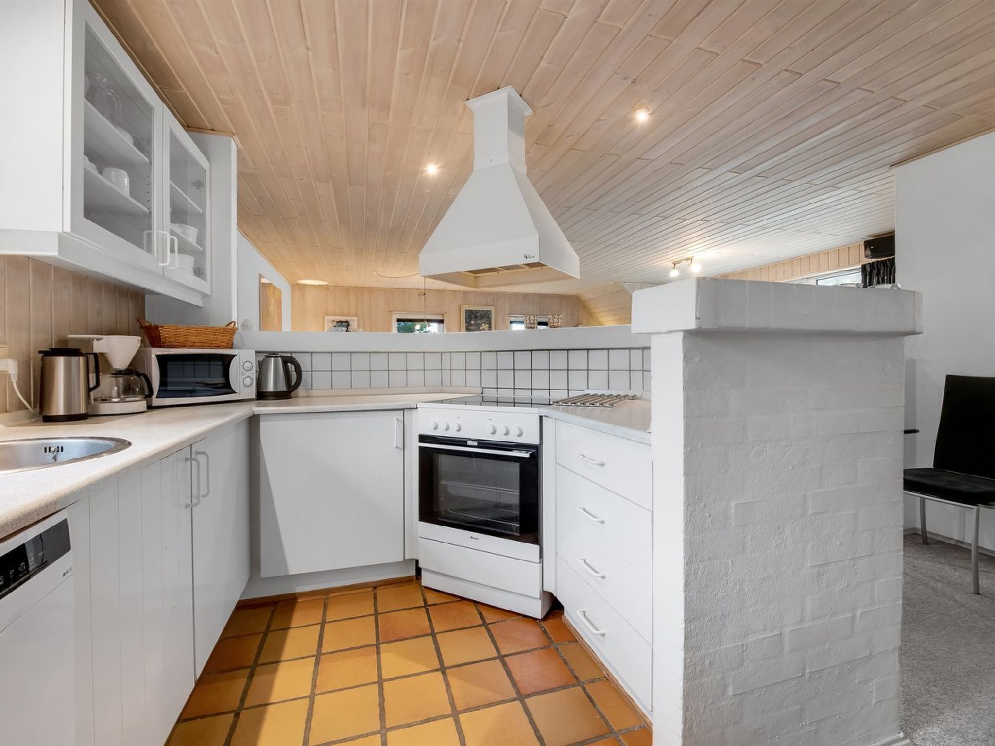 "Tuula" - 1.1km from the sea - Drinnen
