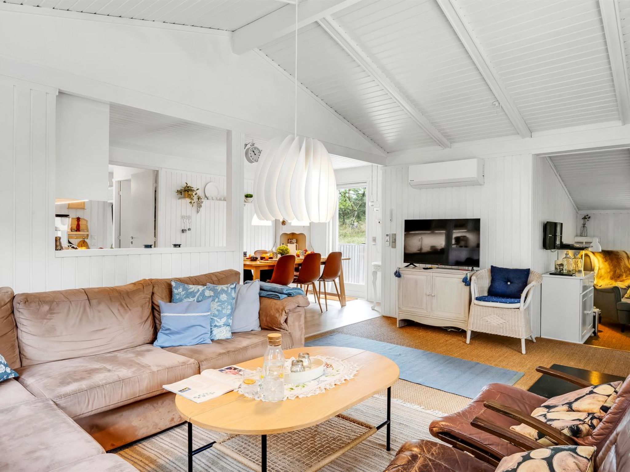 "Galathea" - 800m from the sea - Drinnen