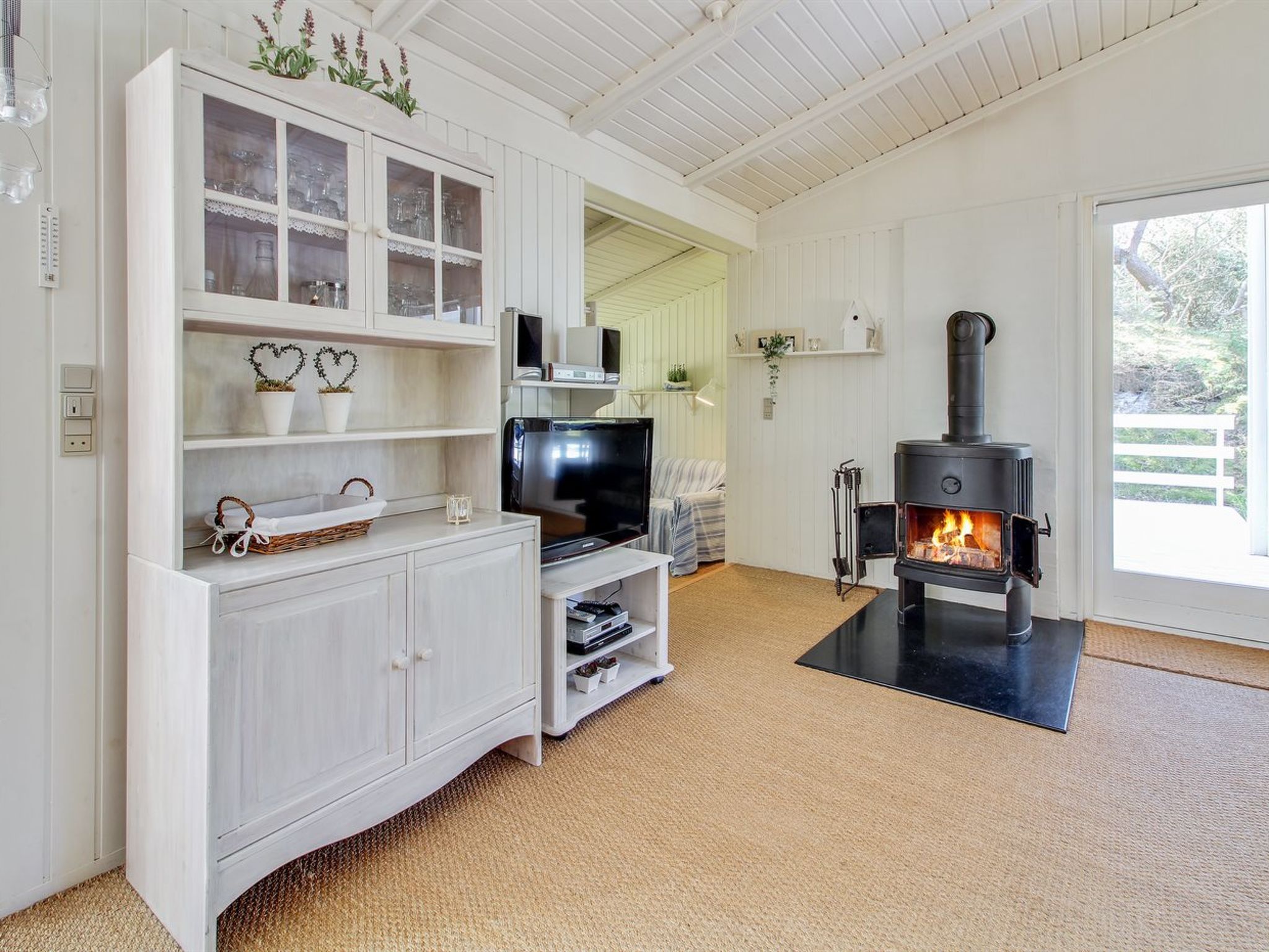 "Galathea" - 800m from the sea-Drinnen