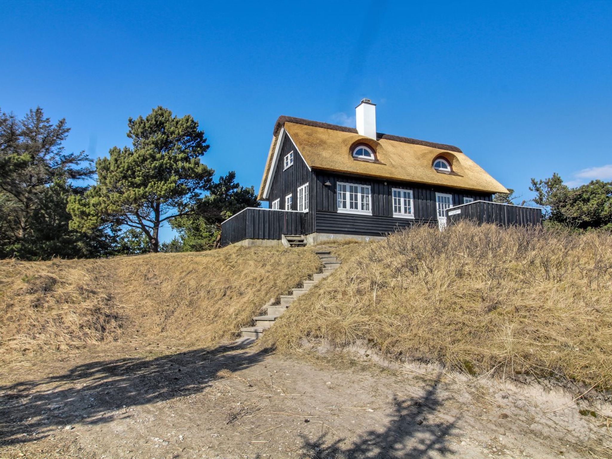 "Erikke" - 300m from the sea - Buiten