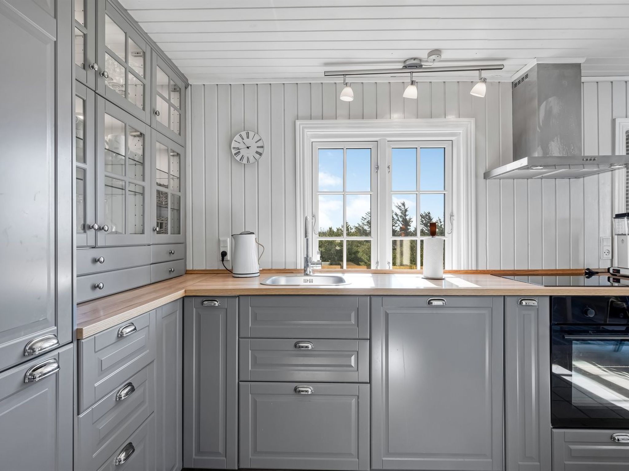"Erikke" - 300m from the sea - Binnen