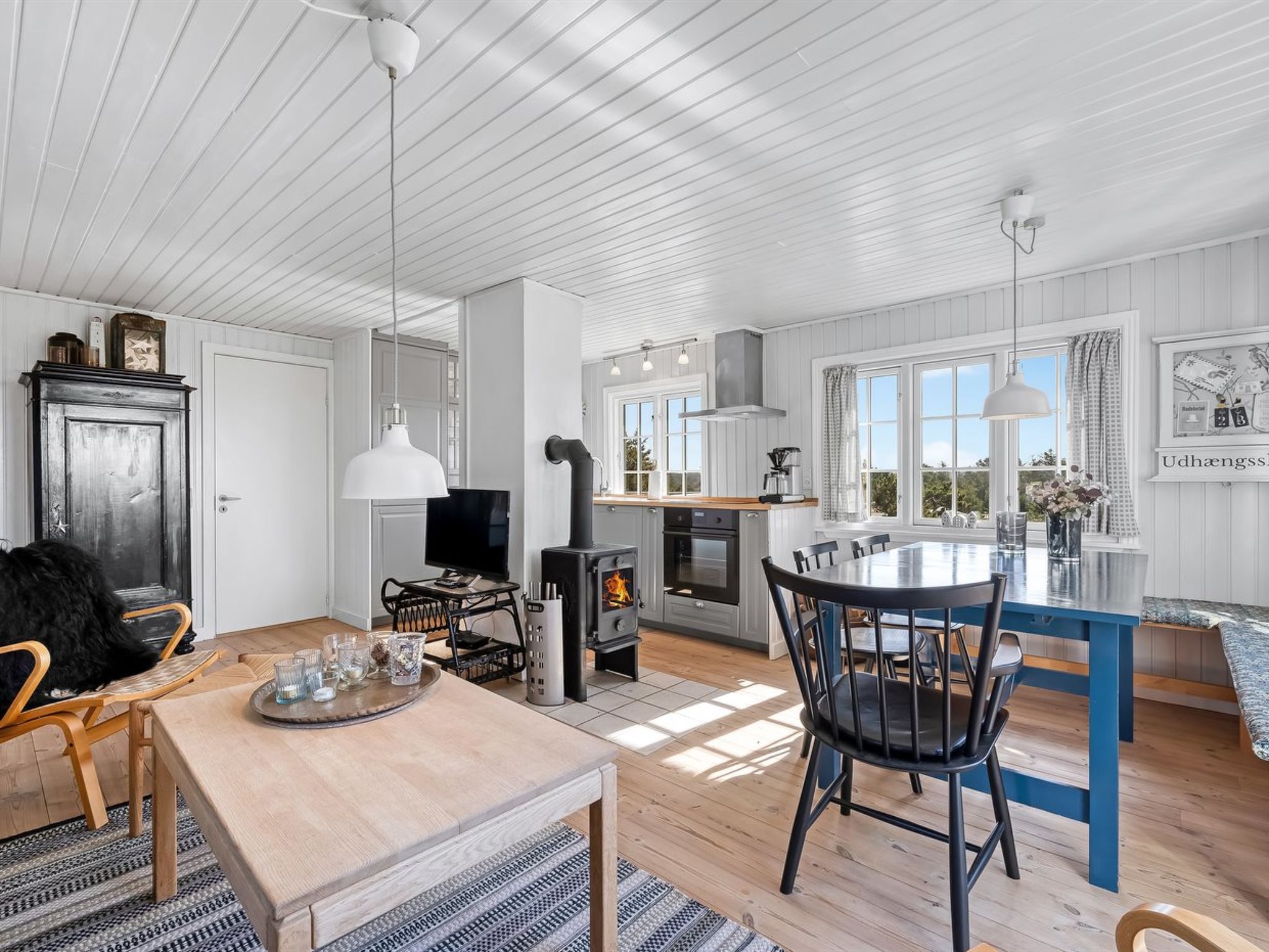 "Erikke" - 300m from the sea - Binnen