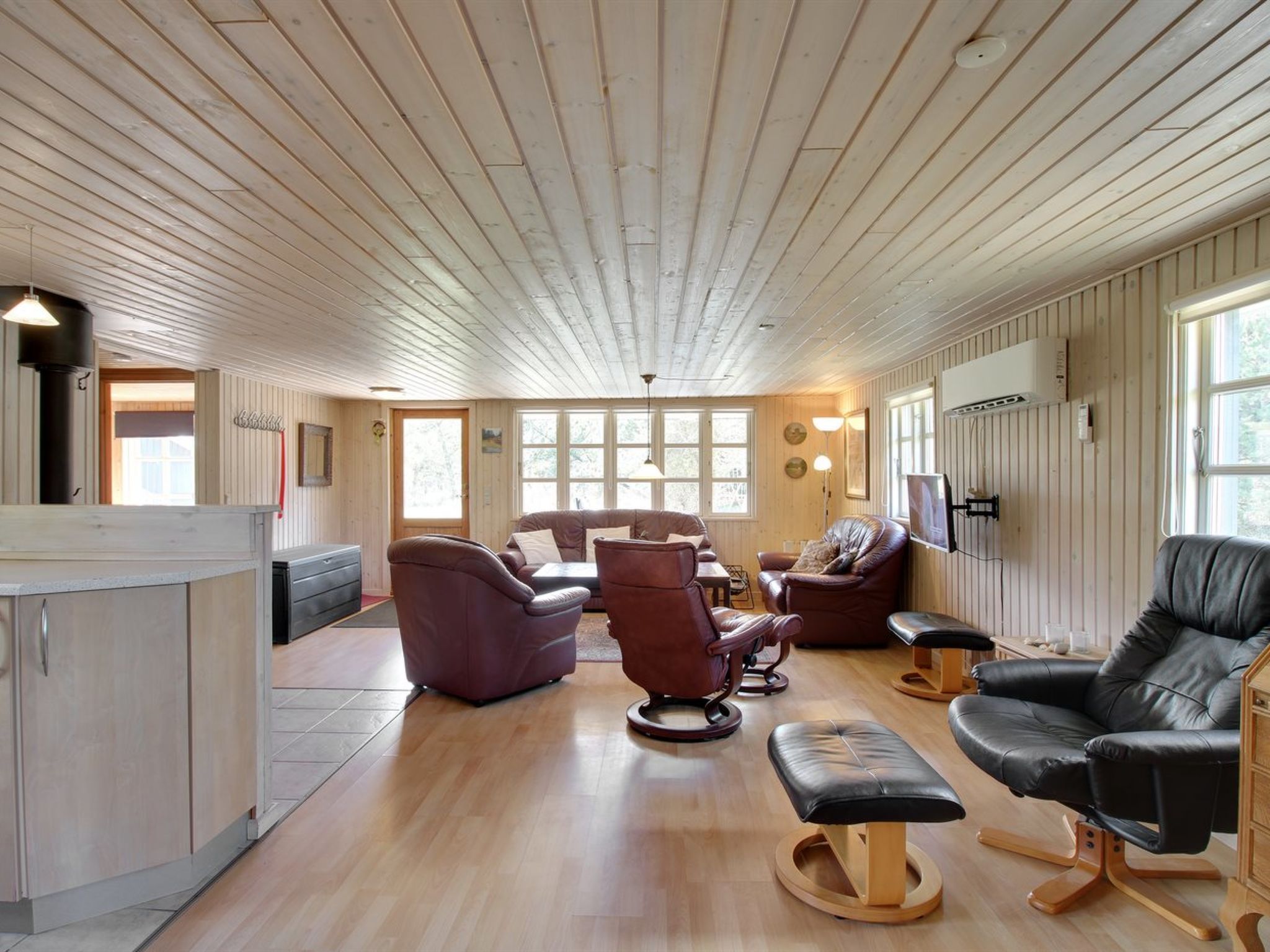 "Marja" - 1.3km from the sea - Binnen