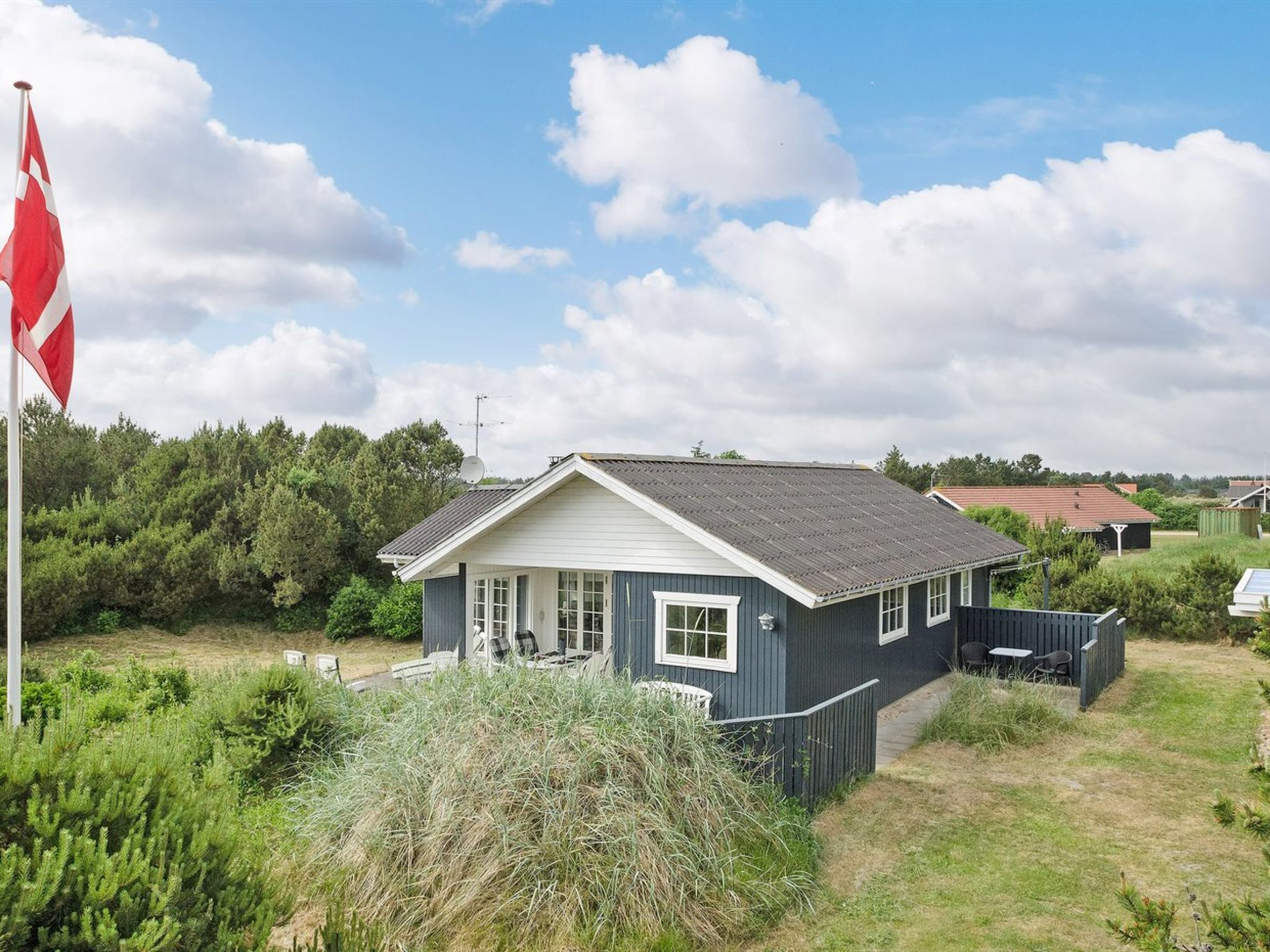 "Dines" - 1km from the sea-Buiten